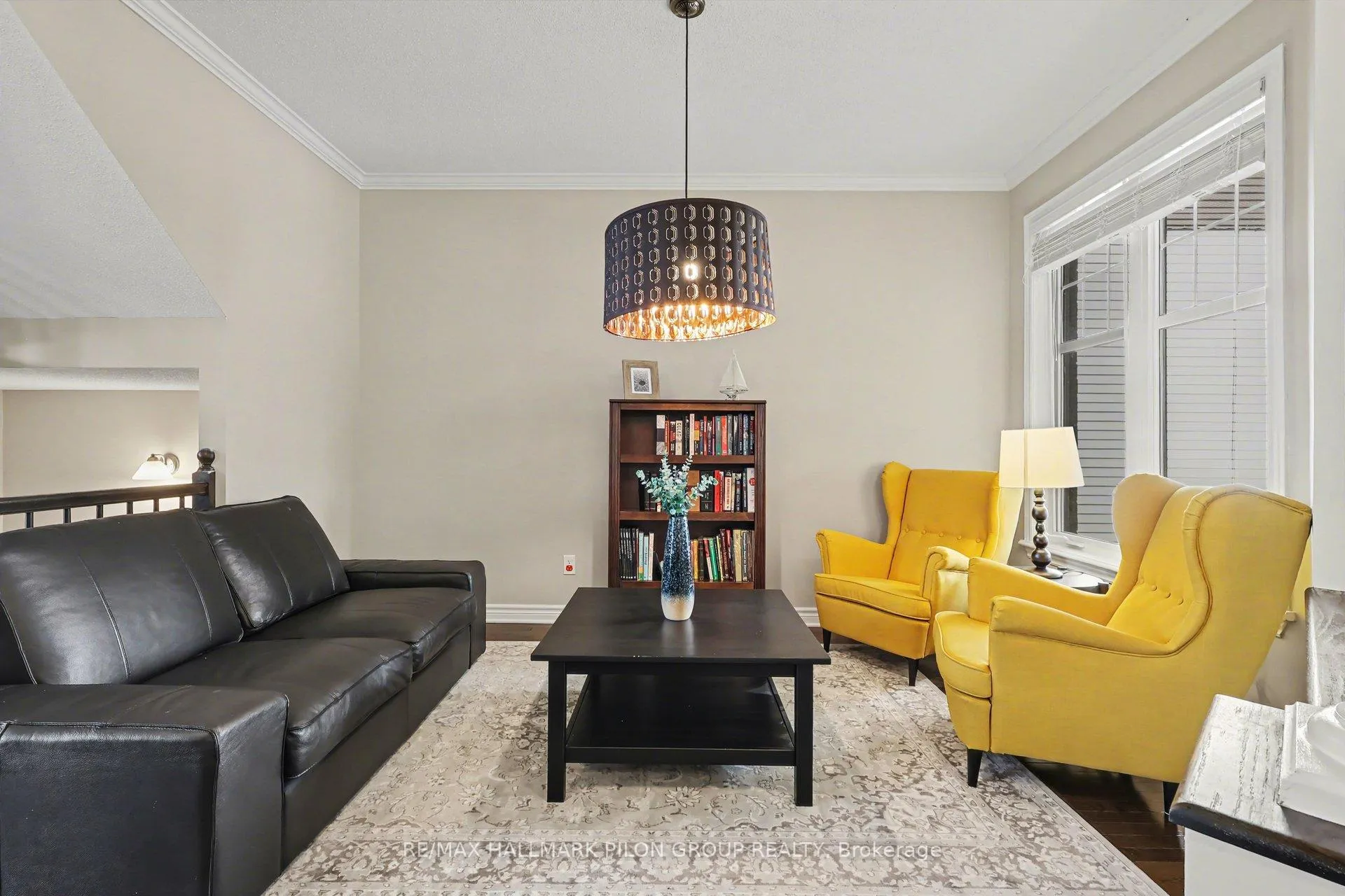 Photo 11 of 865 Contour Street, Ottawa, Mer Bleue/Bradley Estates/Anderson Park — HOMEH