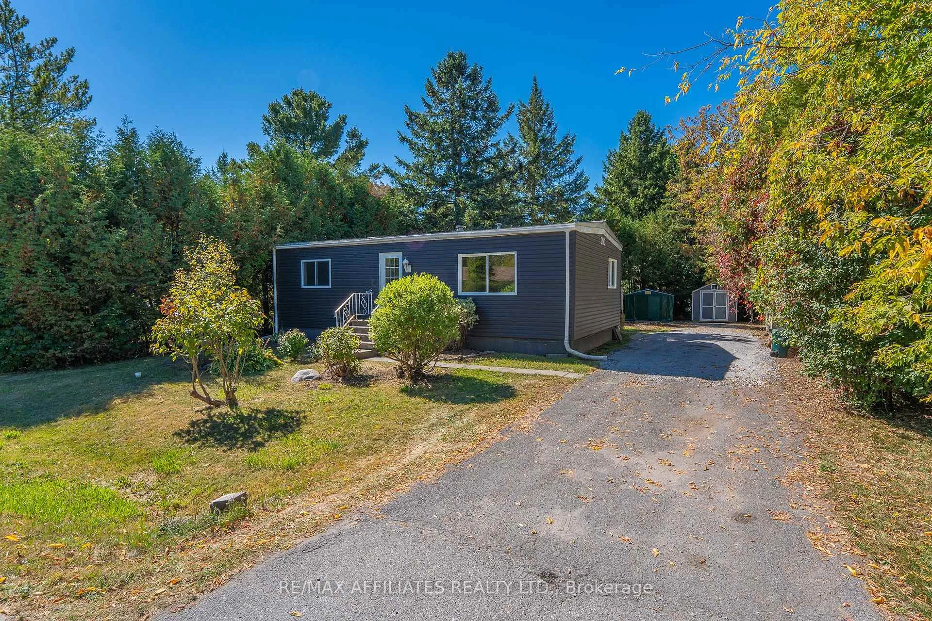 Photo 1 of 5 Fringewood Drive, Ottawa, Fringewood — HOMEH