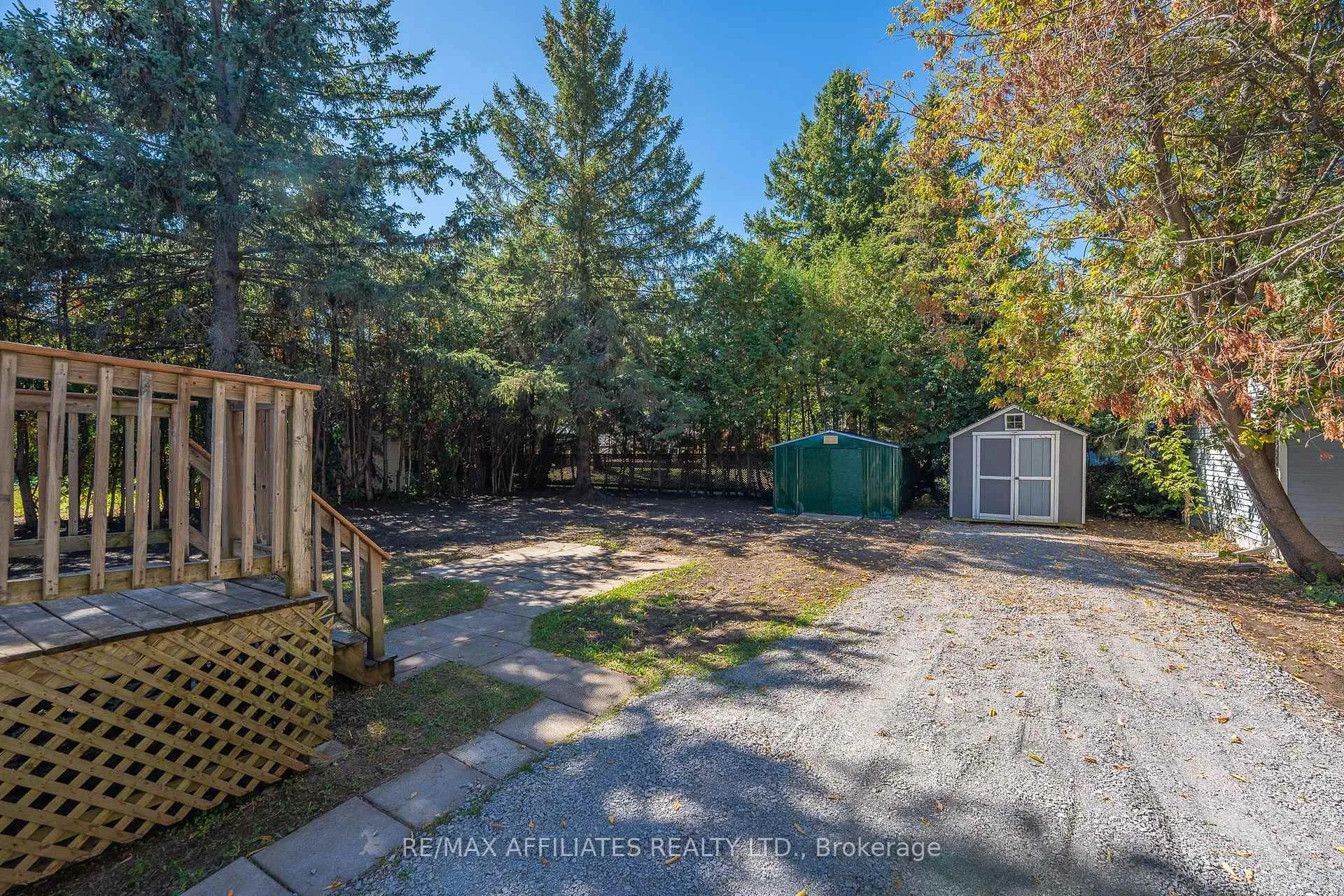 Photo 3 of 5 Fringewood Drive, Ottawa, Fringewood — HOMEH
