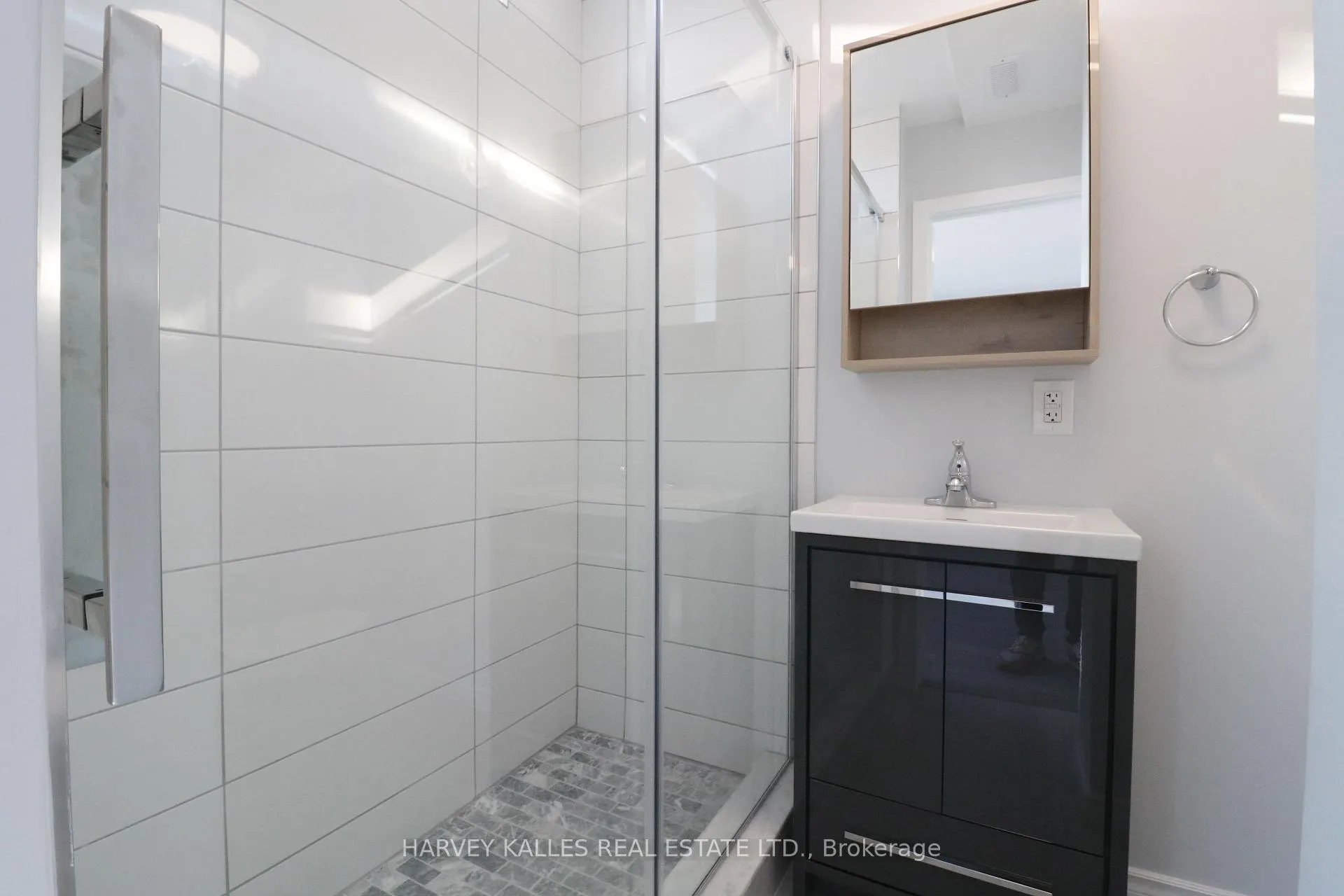 Photo 11 of Unit A, 199 Augusta Avenue, Toronto, Kensington-Chinatown — HOMEH