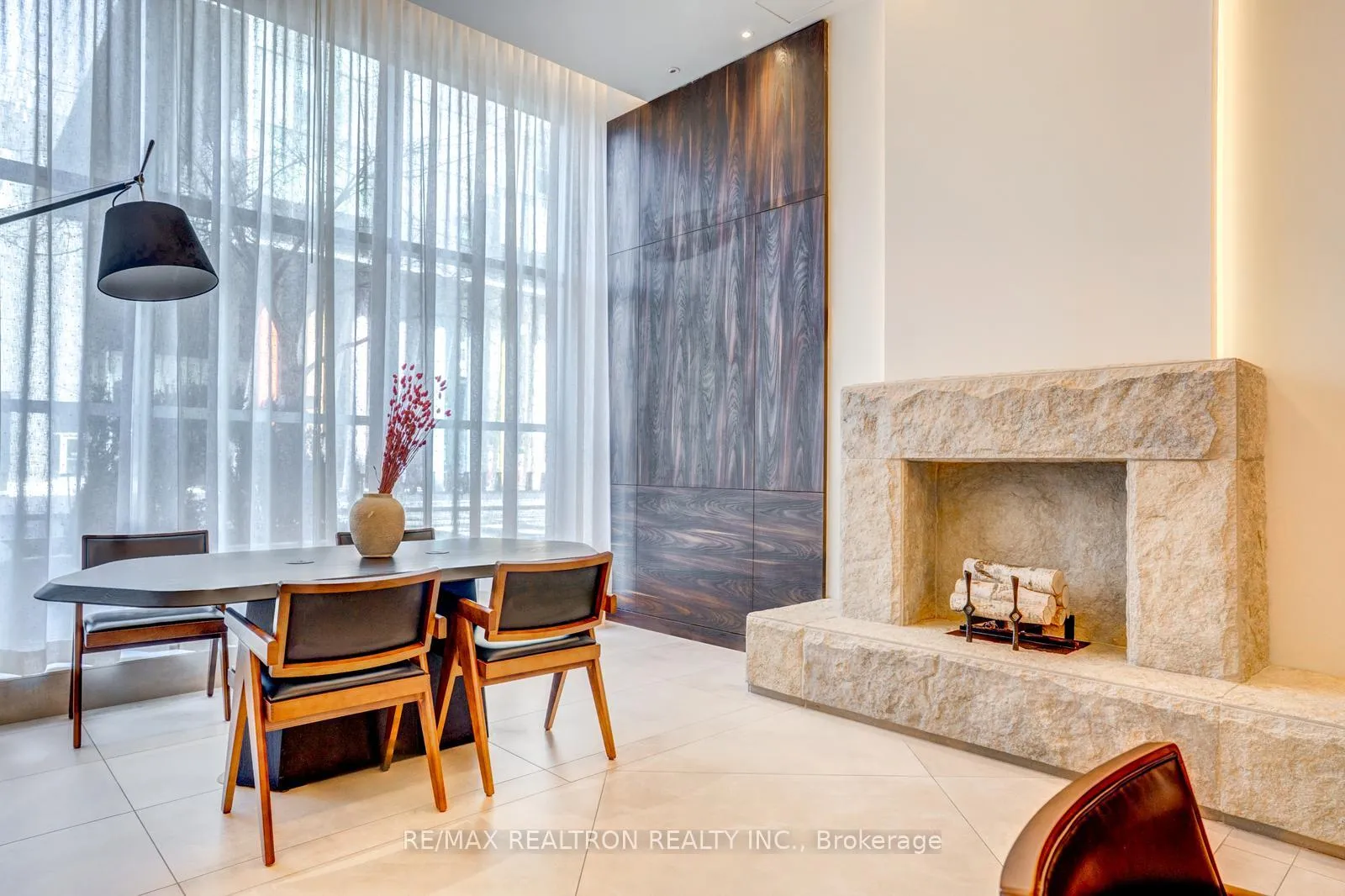 Photo 2 of Unit 1213, 425 Front Street E, Toronto, Waterfront Communities — HOMEH