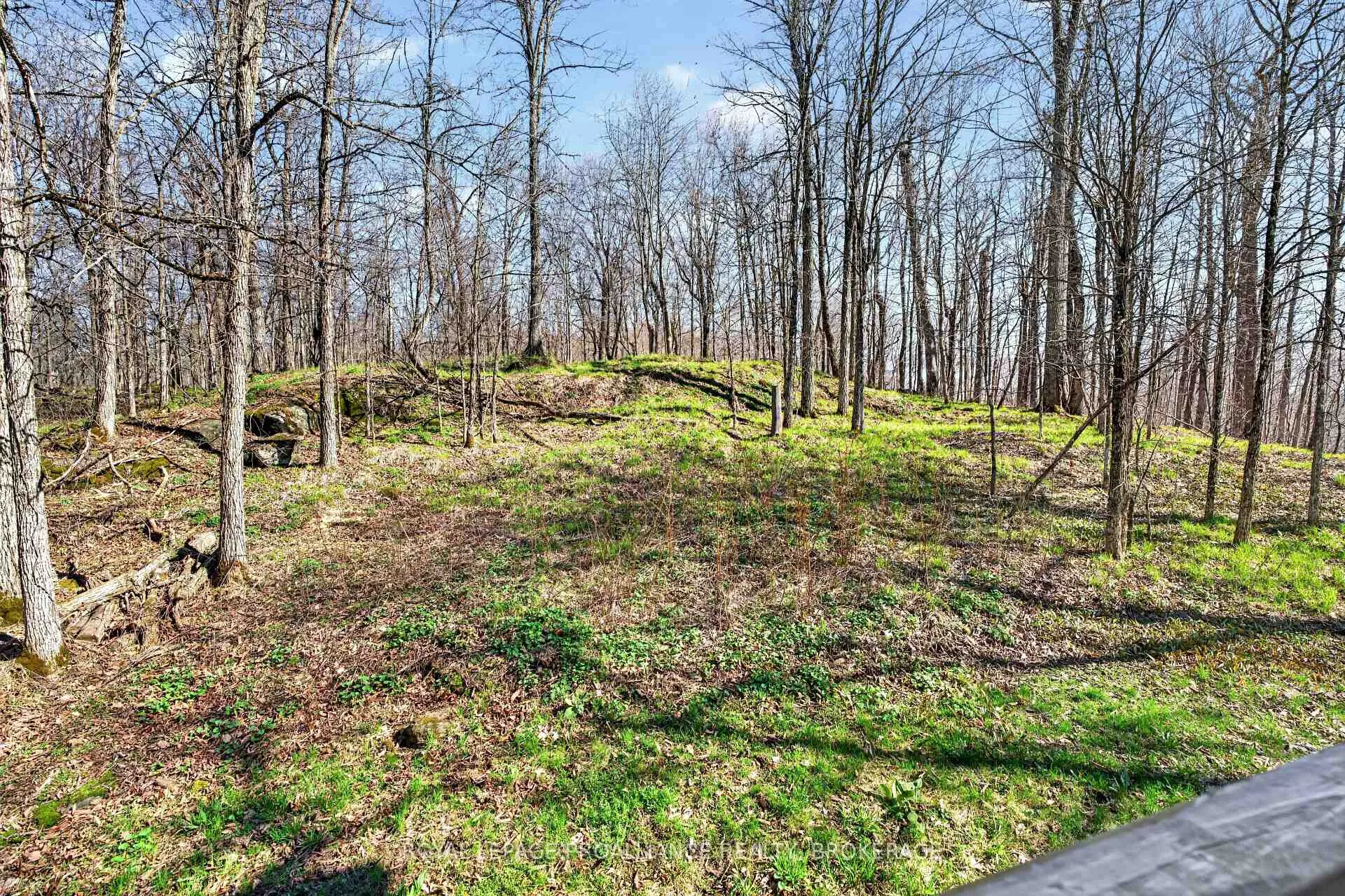 Photo 8 of 289 Maple Grove Lane, Frontenac, Frontenac South — HOMEH