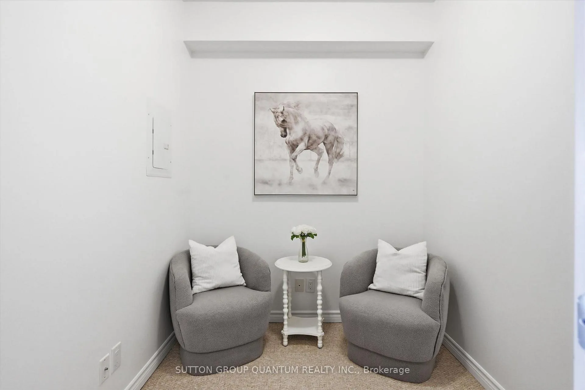 Photo 6 of Unit 304, 2300 Upper Middle Road W, Oakville, Glen Abbey — HOMEH