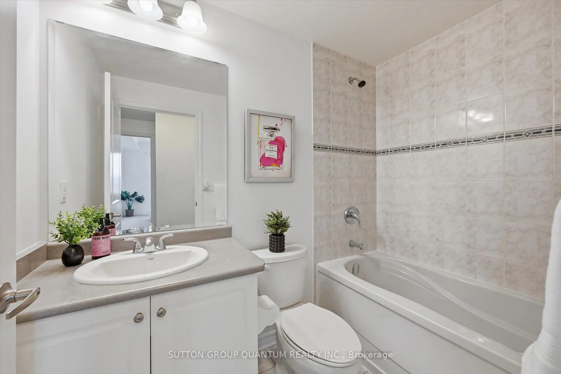 Photo 14 of Unit 304, 2300 Upper Middle Road W, Oakville, Glen Abbey — HOMEH