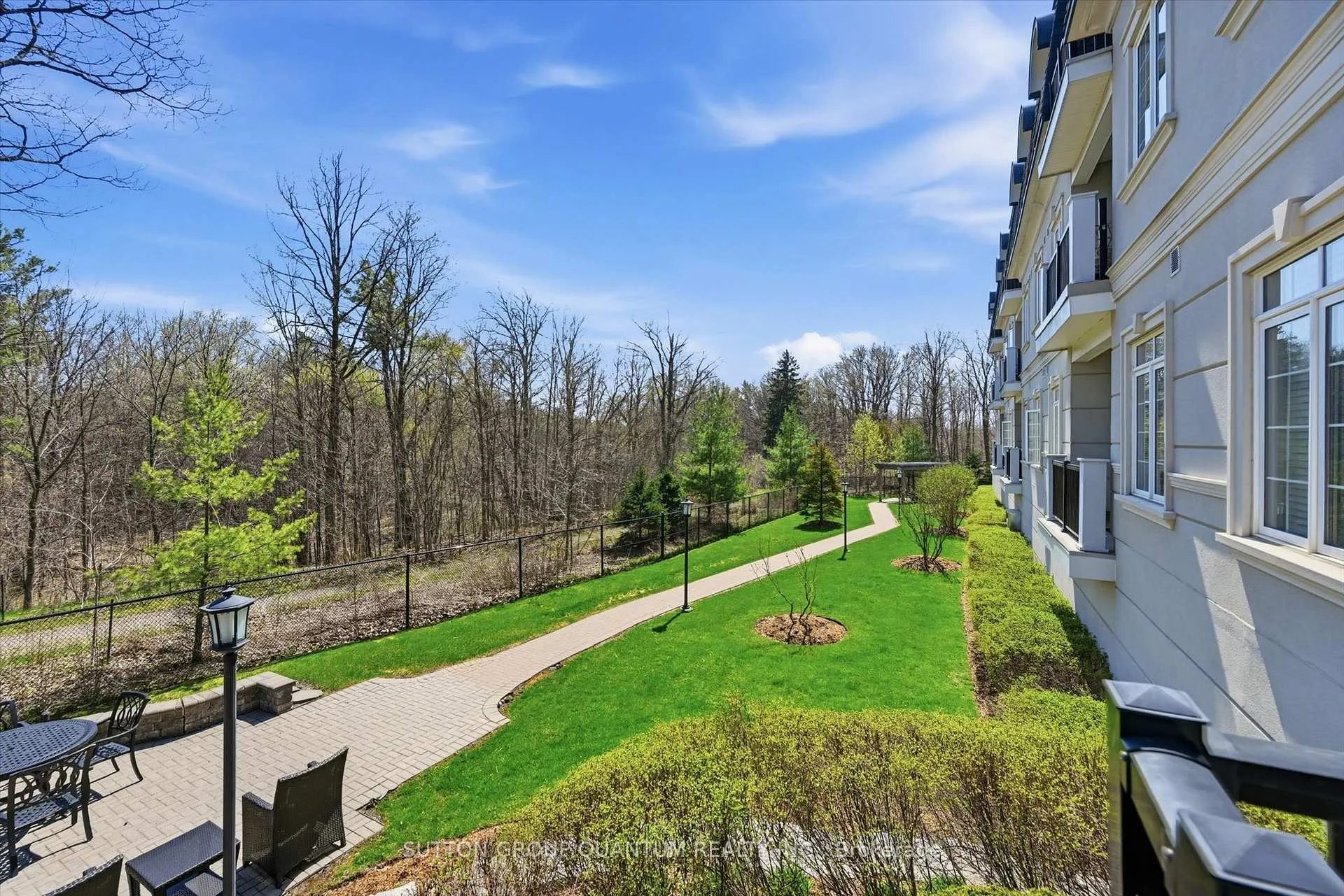 Photo 33 of Unit 304, 2300 Upper Middle Road W, Oakville, Glen Abbey — HOMEH