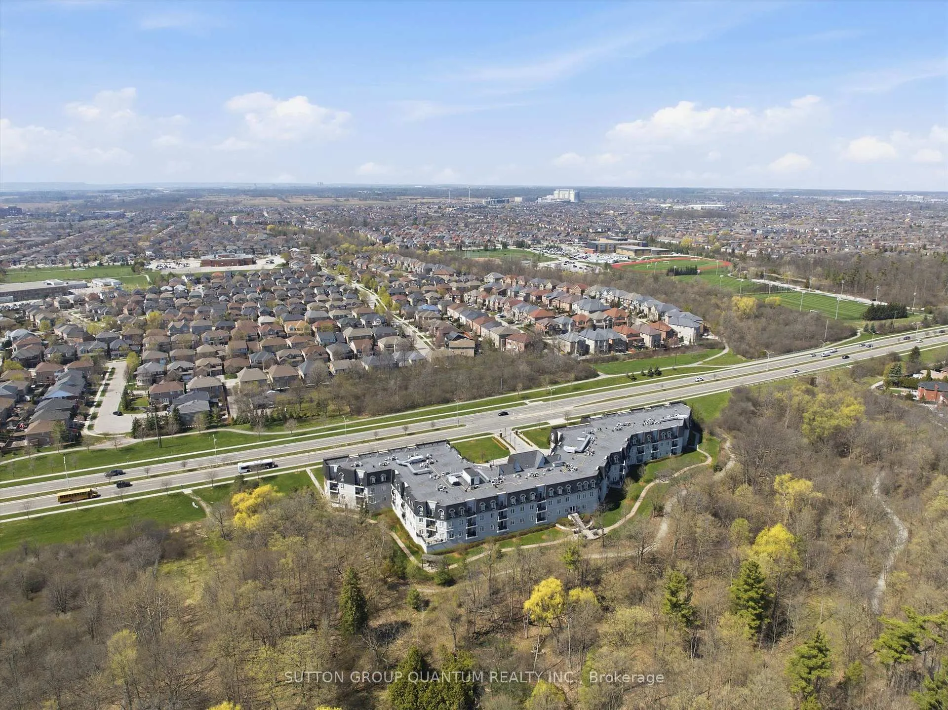 Photo 35 of Unit 304, 2300 Upper Middle Road W, Oakville, Glen Abbey — HOMEH