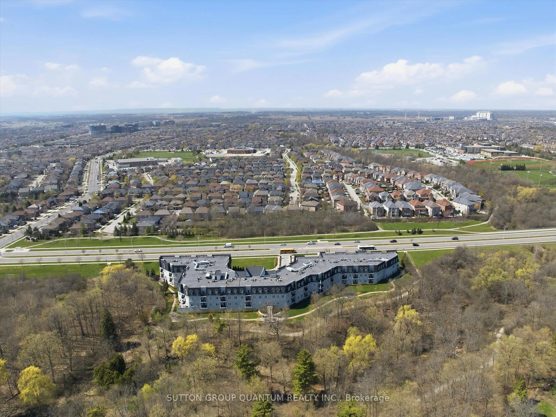 Photo 36 of Unit 304, 2300 Upper Middle Road W, Oakville, Glen Abbey — HOMEH