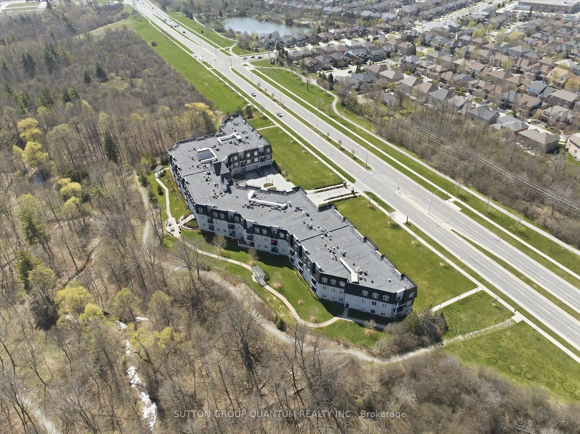 Photo 38 of Unit 304, 2300 Upper Middle Road W, Oakville, Glen Abbey — HOMEH