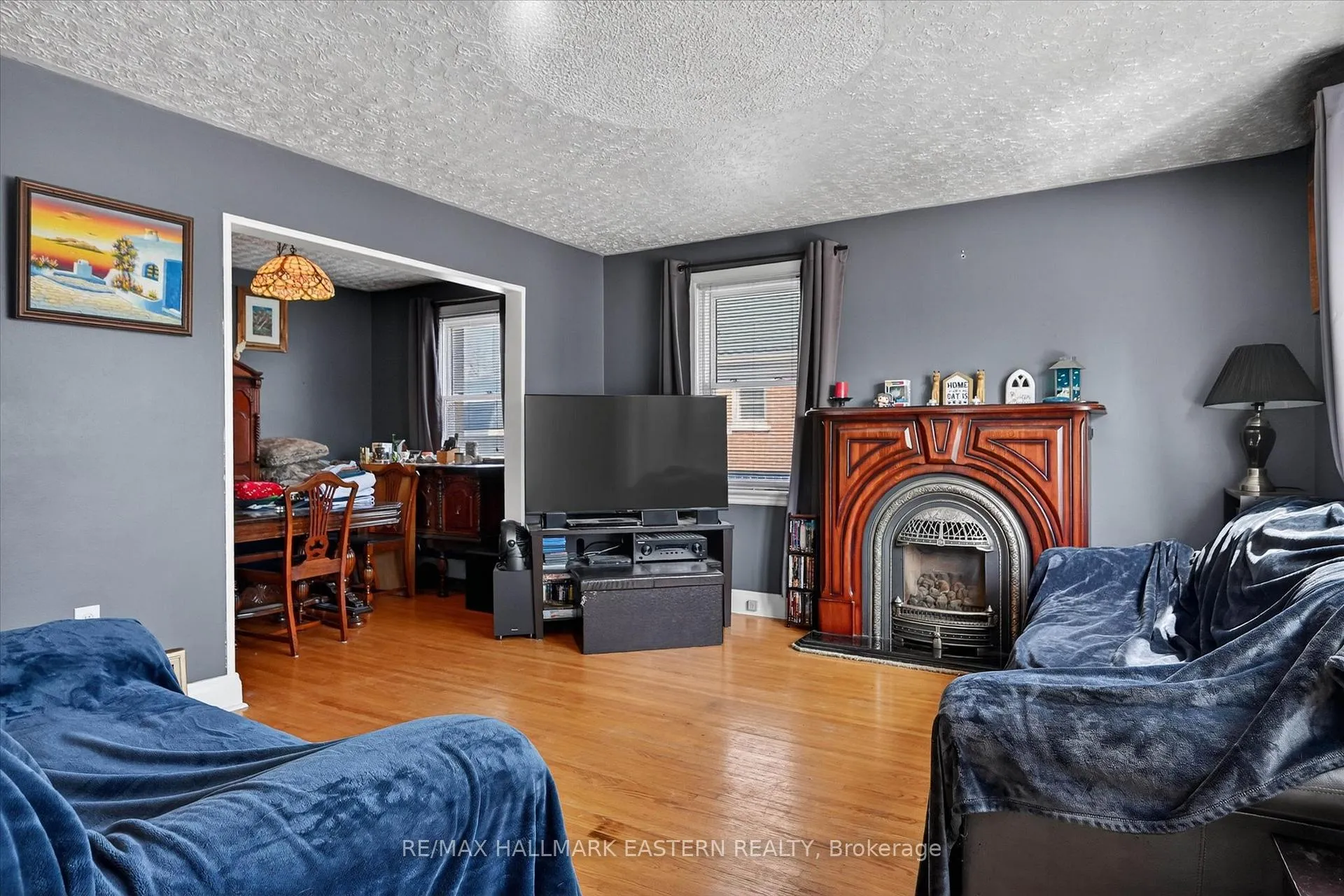 Photo 4 of 561 Spruce Avenue, Peterborough, Otonabee Ward 1 — HOMEH