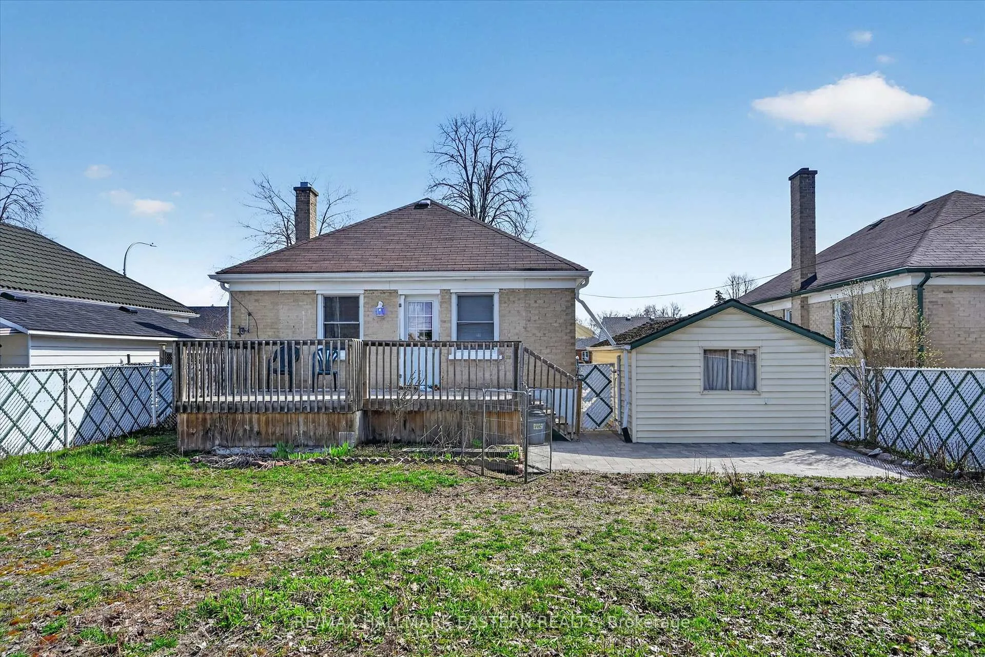 Photo 24 of 561 Spruce Avenue, Peterborough, Otonabee Ward 1 — HOMEH