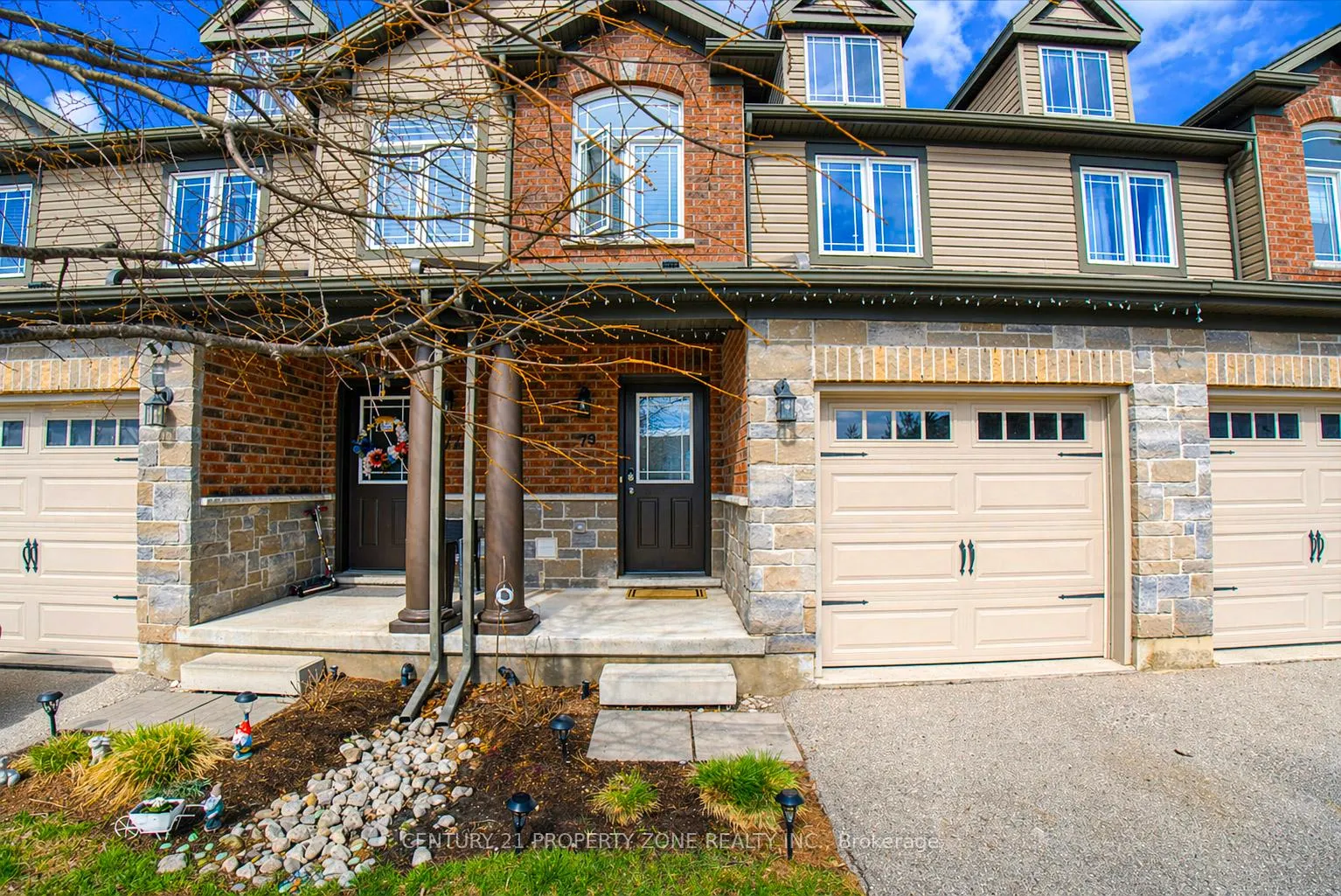 Photo 3 of Unit 79W, 79 Westminster Crescent, Centre Wellington, Fergus — HOMEH