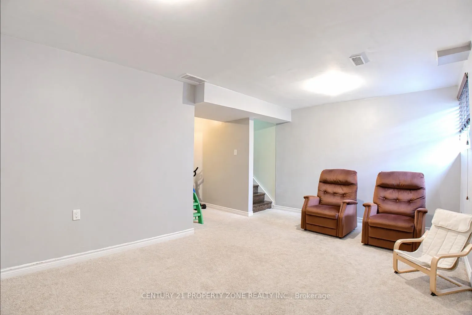 Photo 21 of Unit 79W, 79 Westminster Crescent, Centre Wellington, Fergus — HOMEH