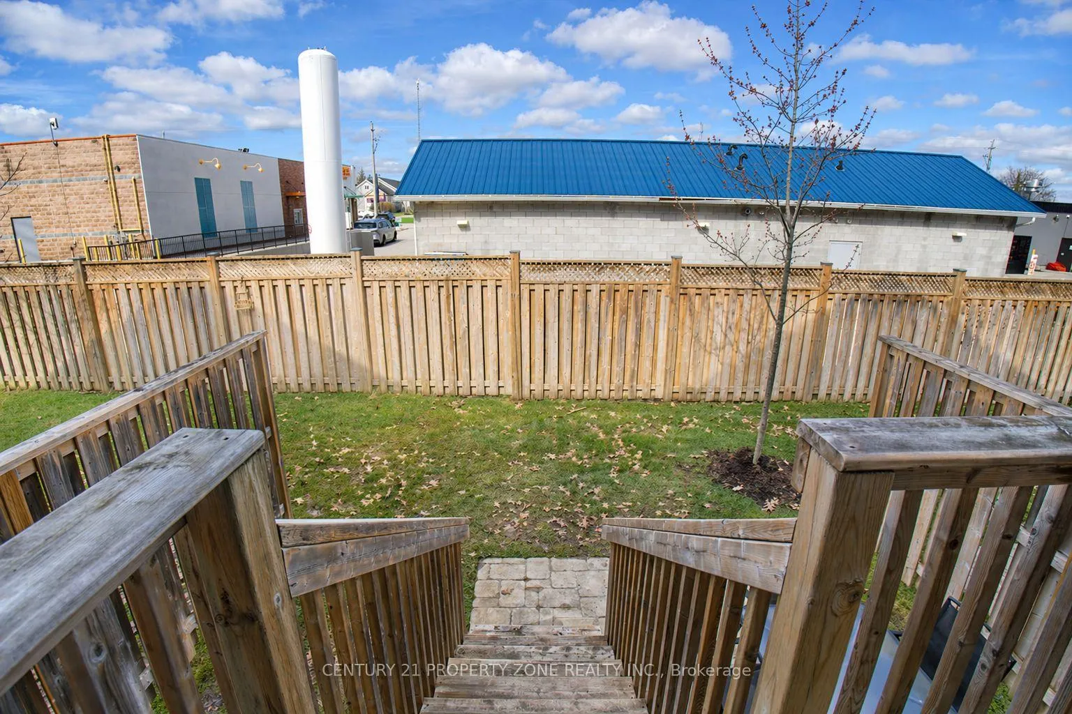 Photo 28 of Unit 79W, 79 Westminster Crescent, Centre Wellington, Fergus — HOMEH