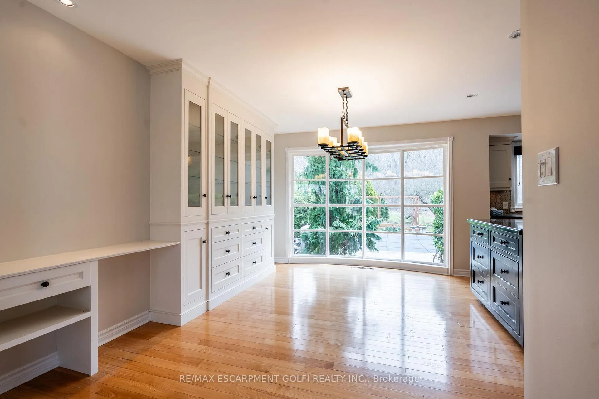 Photo 7 of 273 Riverview Boulevard, St. Catharines, Glendale/Glenridge — HOMEH