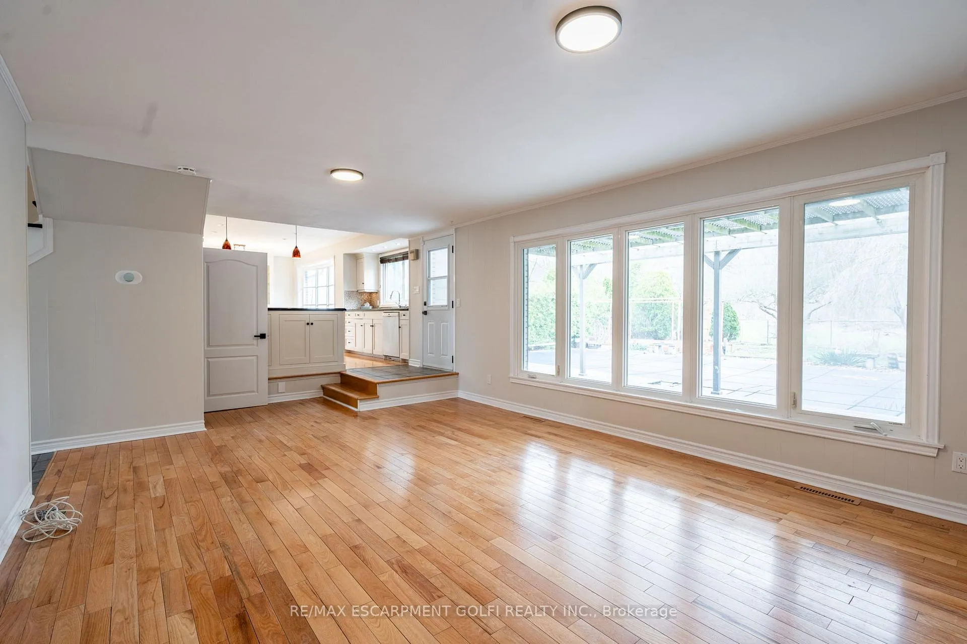 Photo 12 of 273 Riverview Boulevard, St. Catharines, Glendale/Glenridge — HOMEH