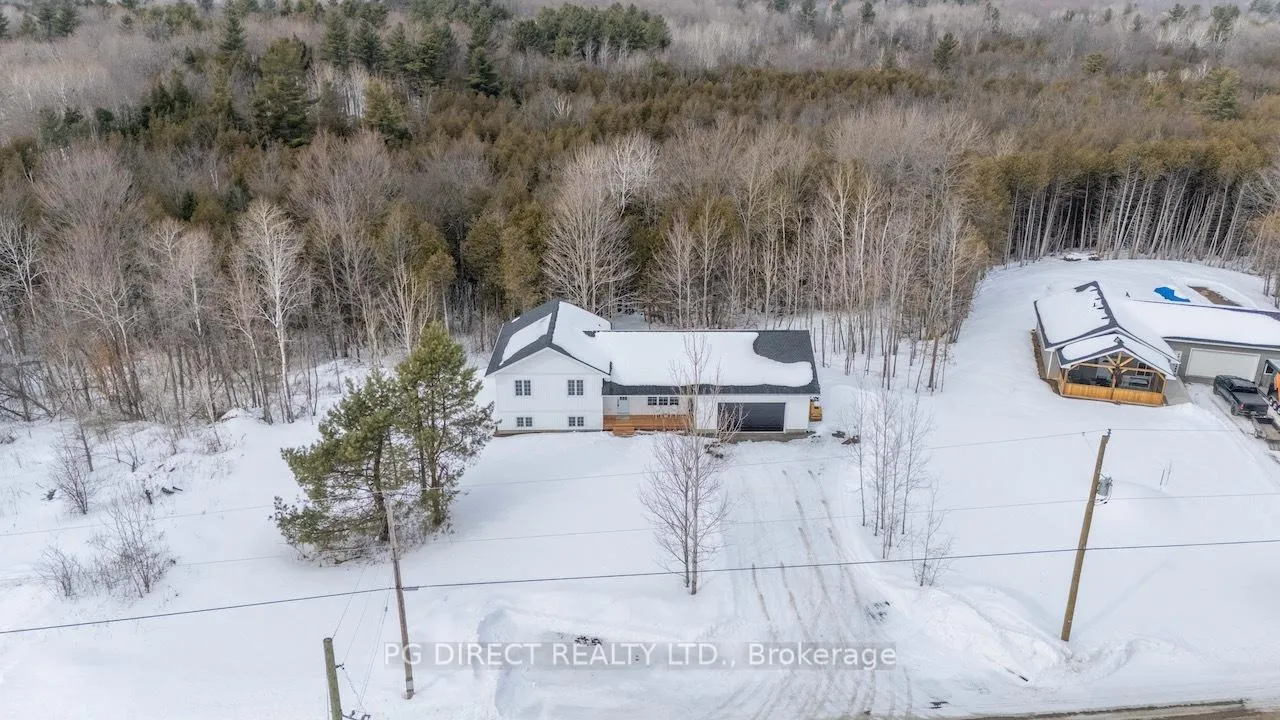 Photo 2 of 3720 Barton Road, Augusta, Augusta Twp — HOMEH