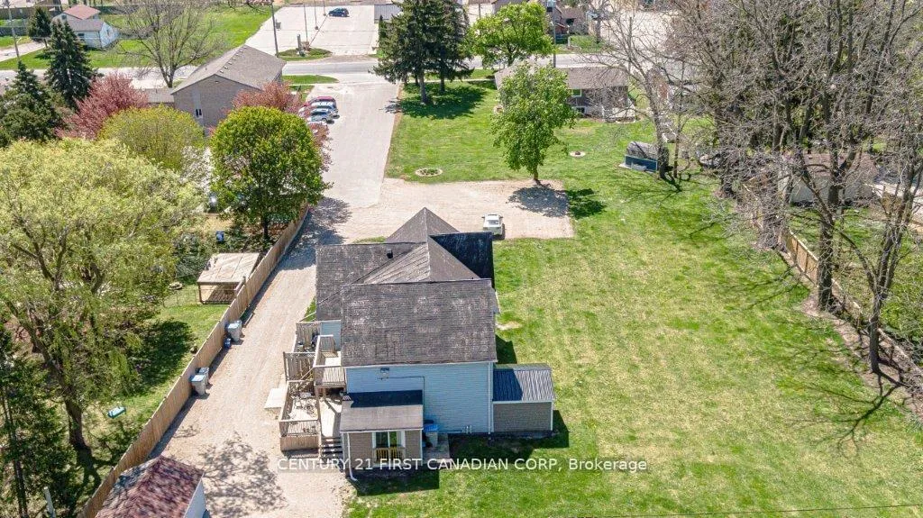 Photo 8 of 431 Albert Street, Strathroy-Caradoc, NW — HOMEH