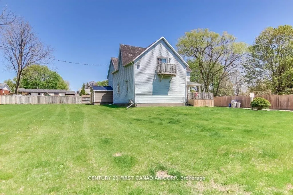 Photo 18 of 431 Albert Street, Strathroy-Caradoc, NW — HOMEH