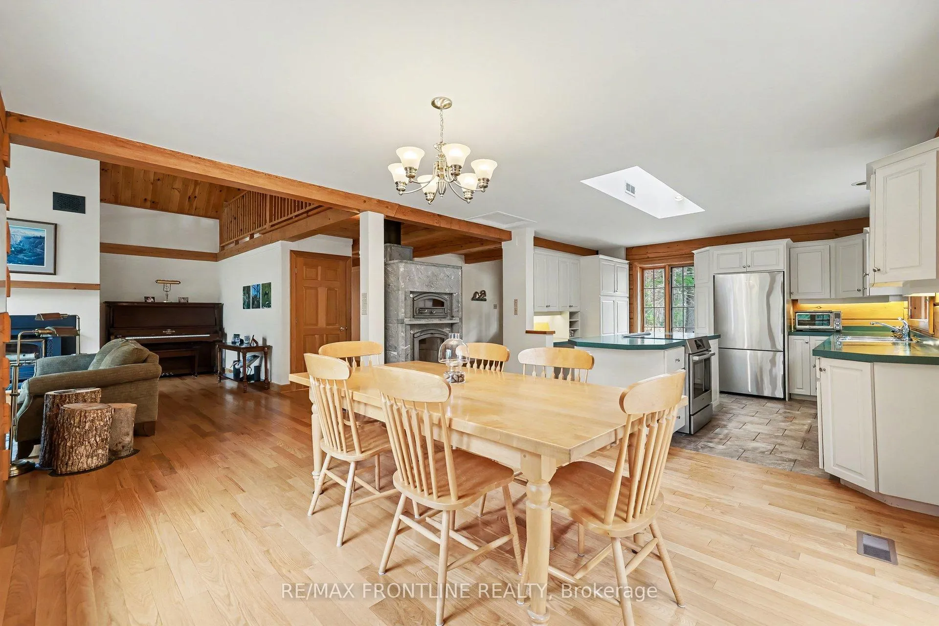 Photo 18 of 1337 Fallbrook Road, Tay Valley, Bathurst/Burgess & Sherbrooke (Bathurst) Twp — HOMEH