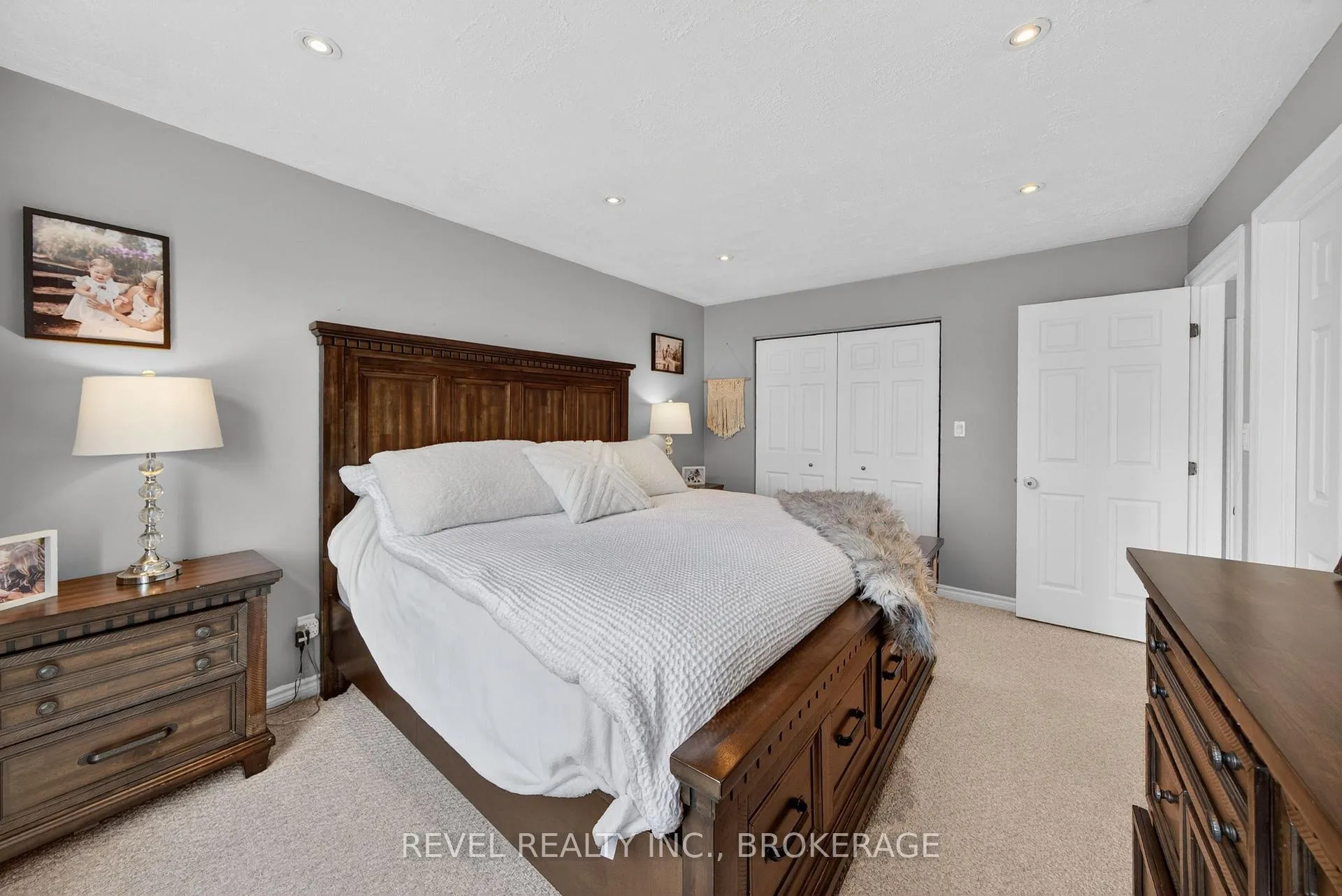 Photo 20 of 129 Amy Lynn Drive, Loyalist, Amherstview — HOMEH
