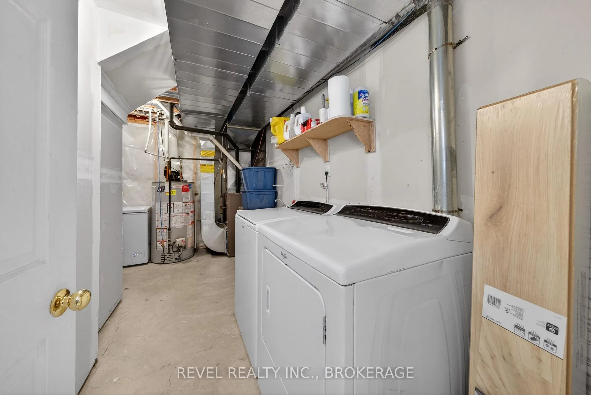 Photo 24 of 129 Amy Lynn Drive, Loyalist, Amherstview — HOMEH