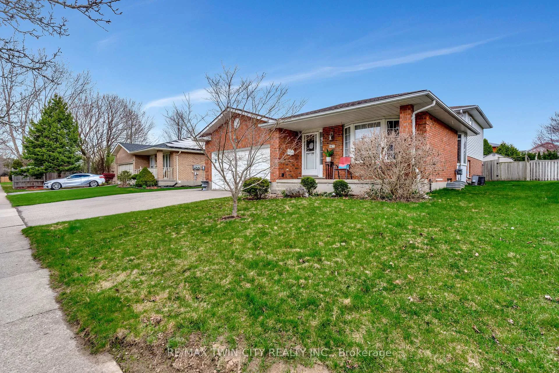 Photo 2 of 167 Wissler Road, Waterloo — HOMEH