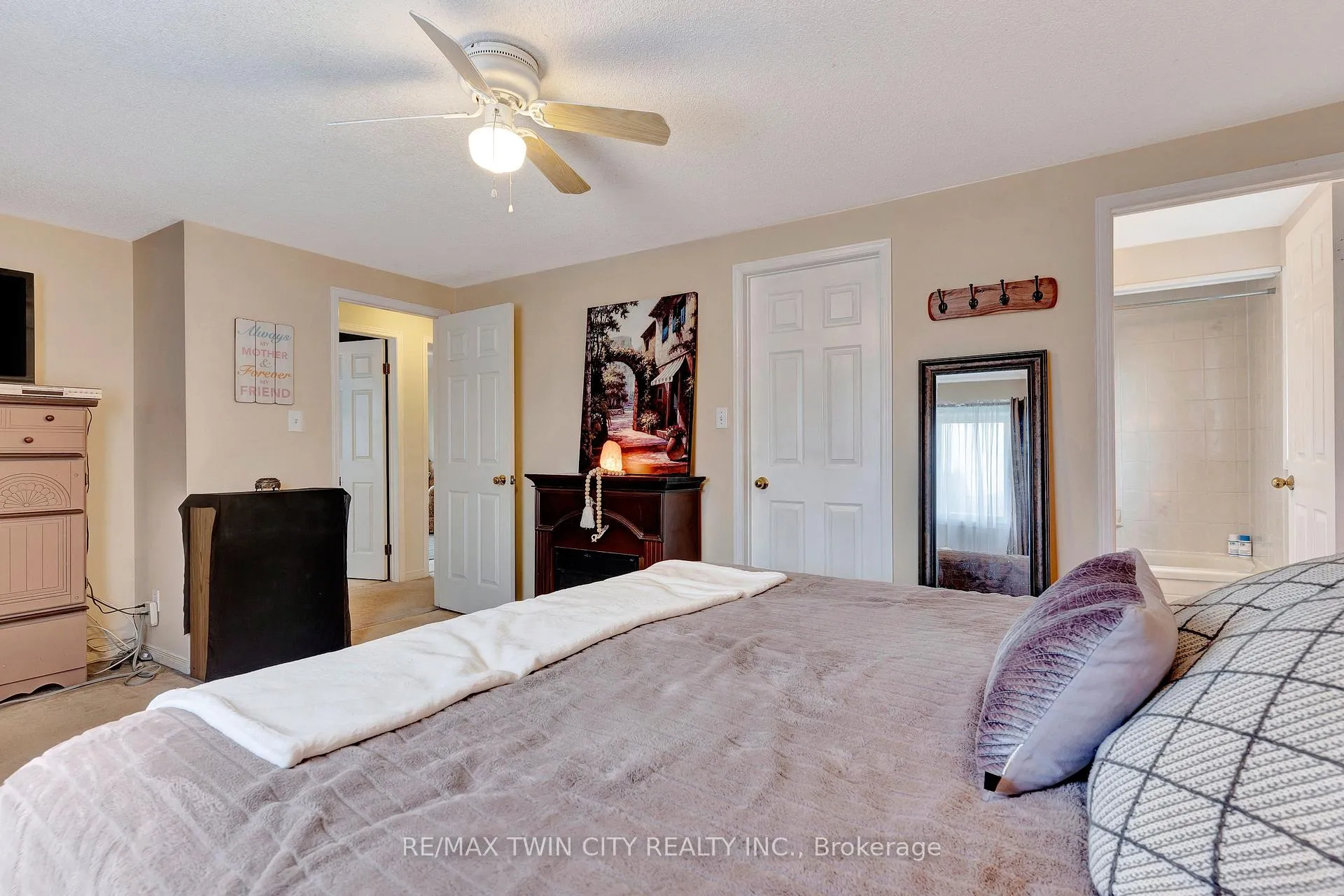 Photo 21 of 167 Wissler Road, Waterloo — HOMEH