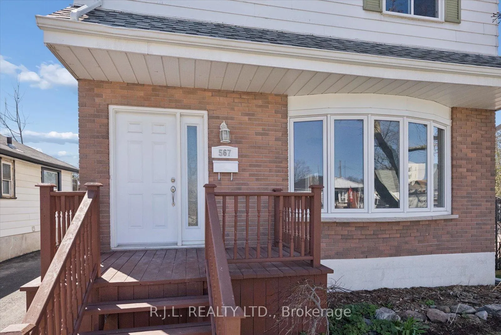 Photo 2 of 567 Howden Street, Peterborough, Otonabee Ward 1 — HOMEH