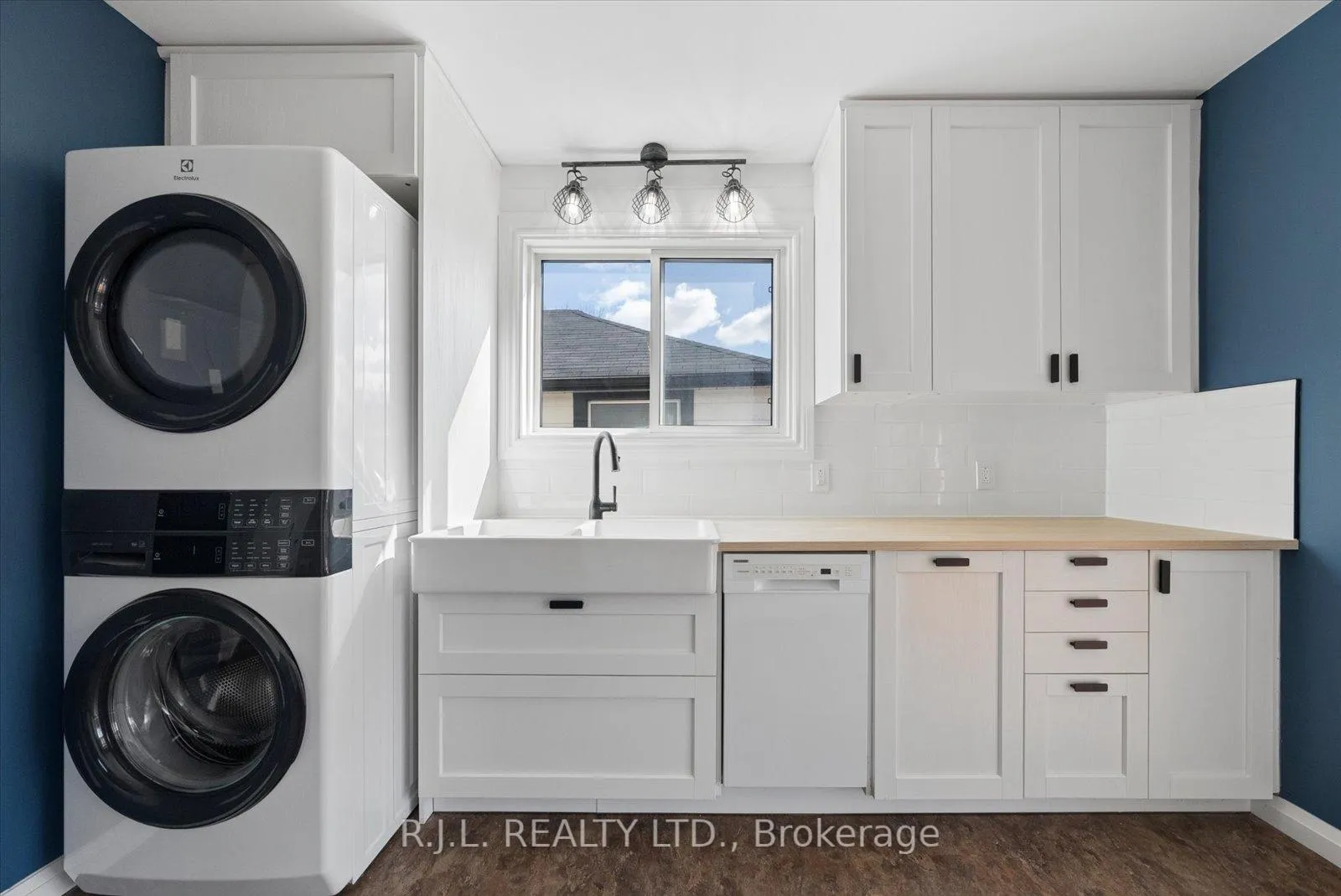 Photo 14 of 567 Howden Street, Peterborough, Otonabee Ward 1 — HOMEH