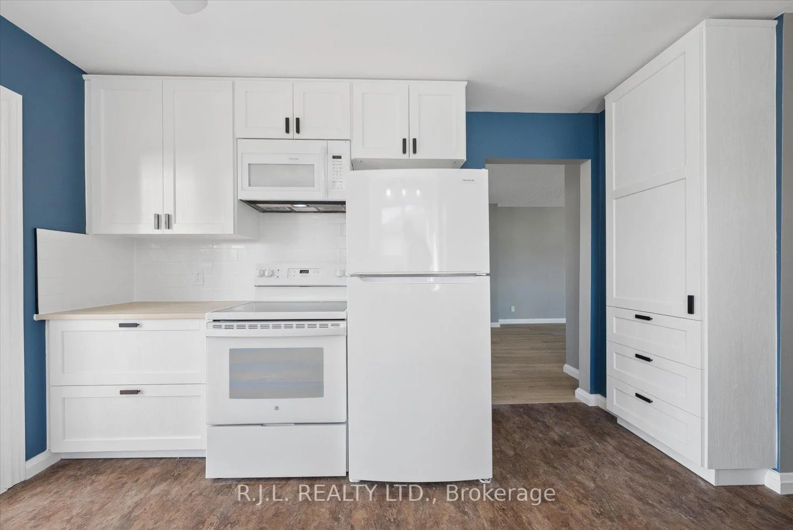 Photo 17 of 567 Howden Street, Peterborough, Otonabee Ward 1 — HOMEH