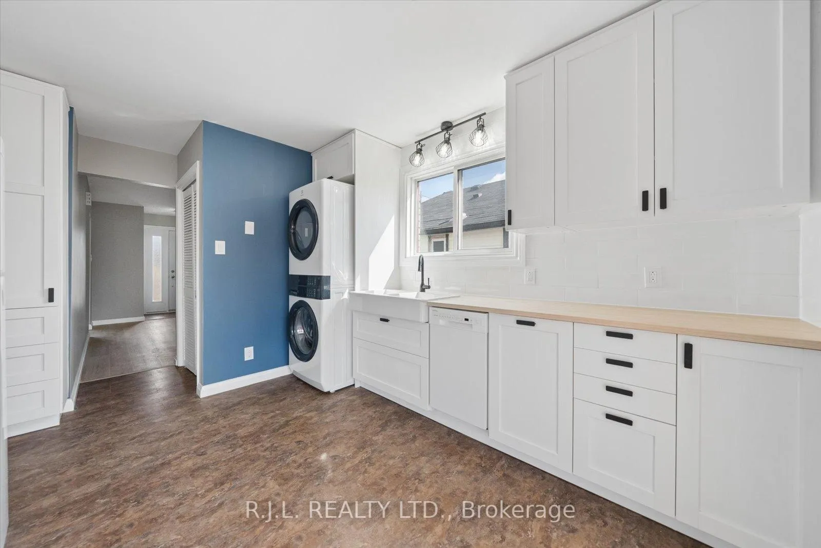Photo 18 of 567 Howden Street, Peterborough, Otonabee Ward 1 — HOMEH
