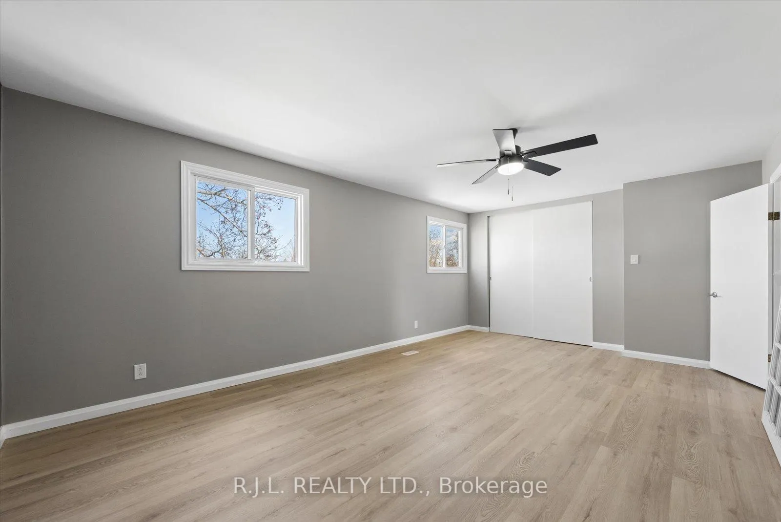 Photo 21 of 567 Howden Street, Peterborough, Otonabee Ward 1 — HOMEH