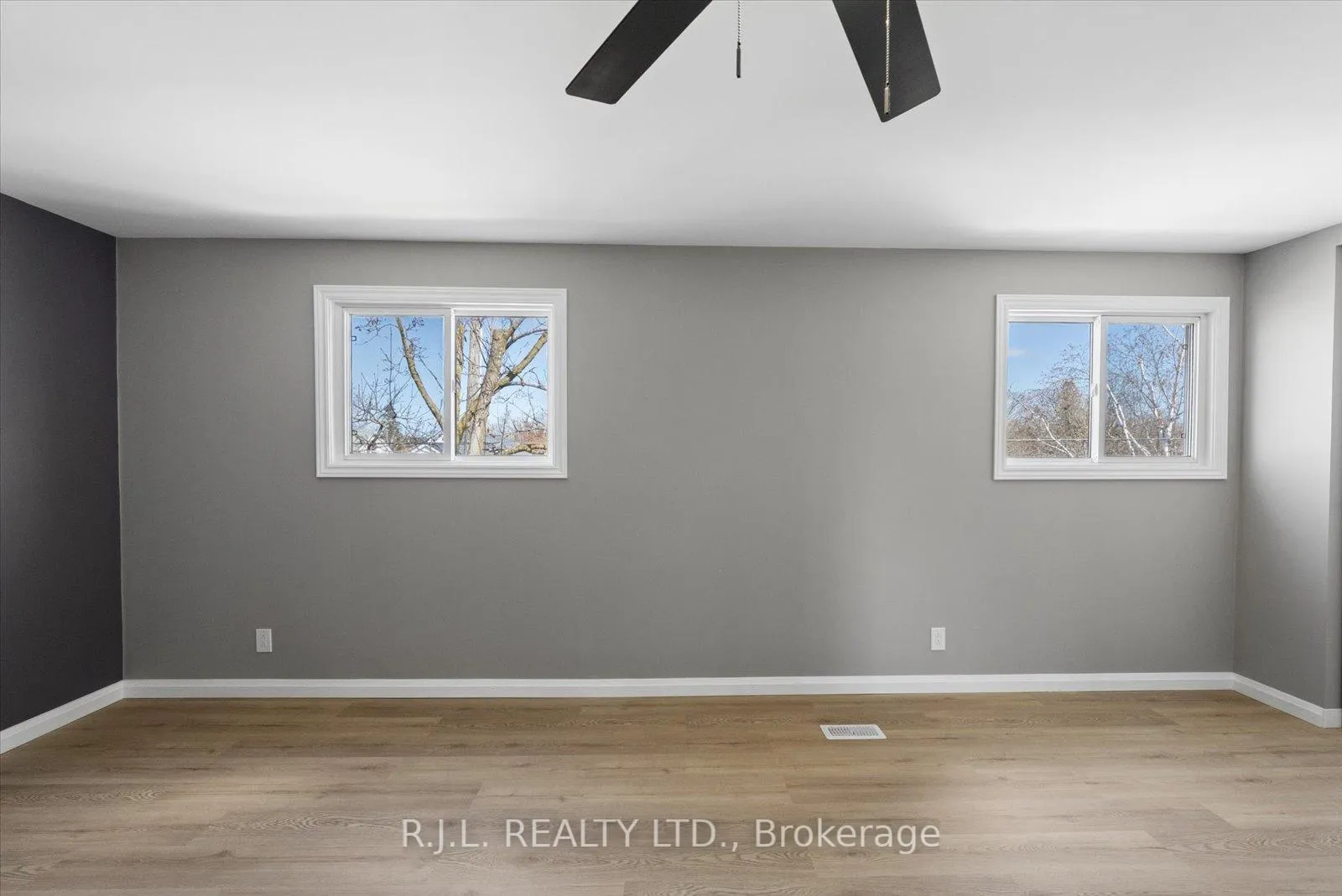 Photo 22 of 567 Howden Street, Peterborough, Otonabee Ward 1 — HOMEH