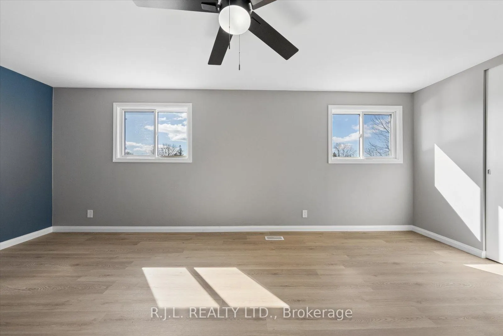 Photo 28 of 567 Howden Street, Peterborough, Otonabee Ward 1 — HOMEH