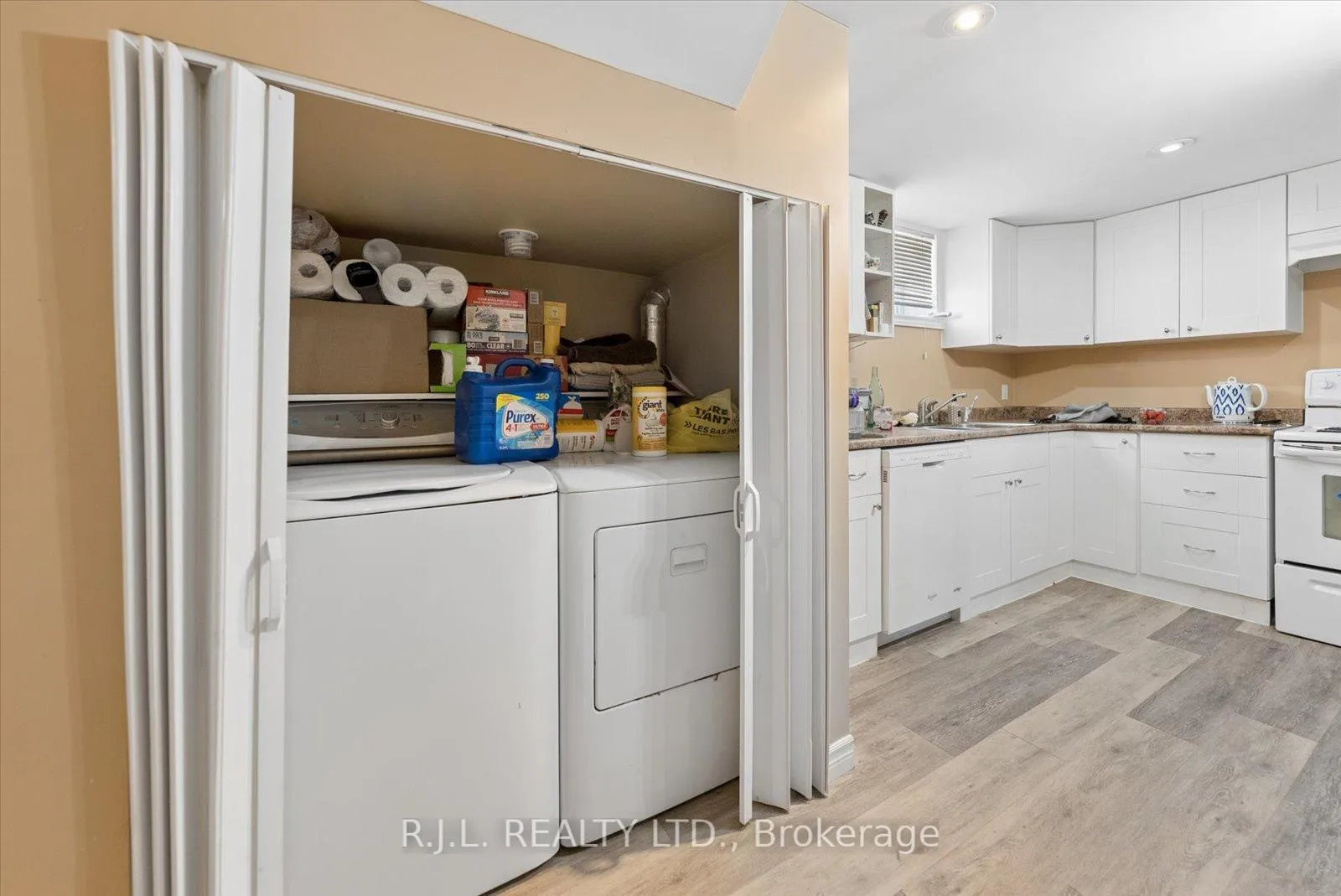 Photo 39 of 567 Howden Street, Peterborough, Otonabee Ward 1 — HOMEH