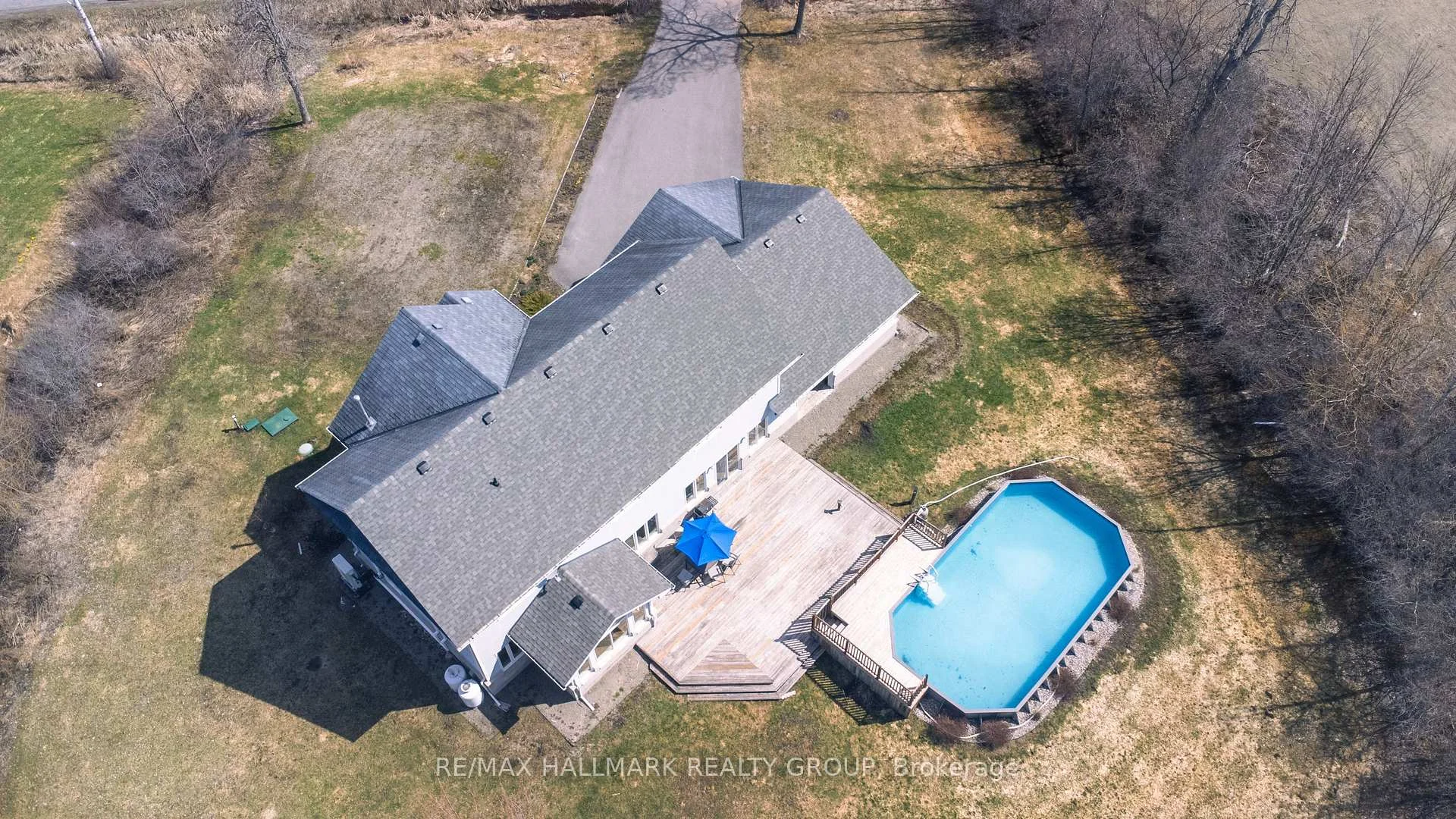 Photo 53 of 21 Skeel Court, Ottawa, Btwn Franktown Rd. & Fallowfield Rd. — HOMEH