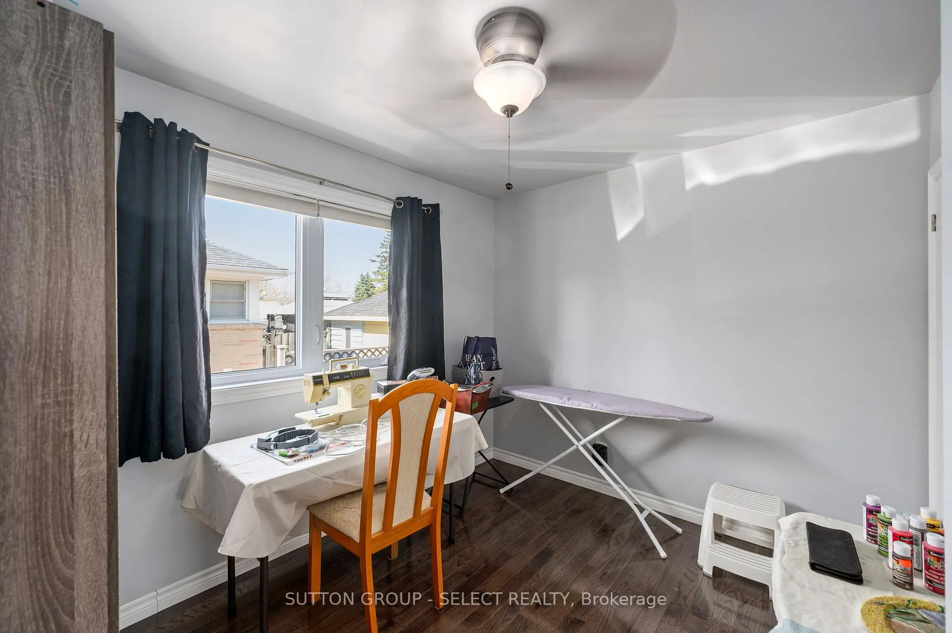 Photo 19 of 2 Thorne Avenue, London, East O — HOMEH