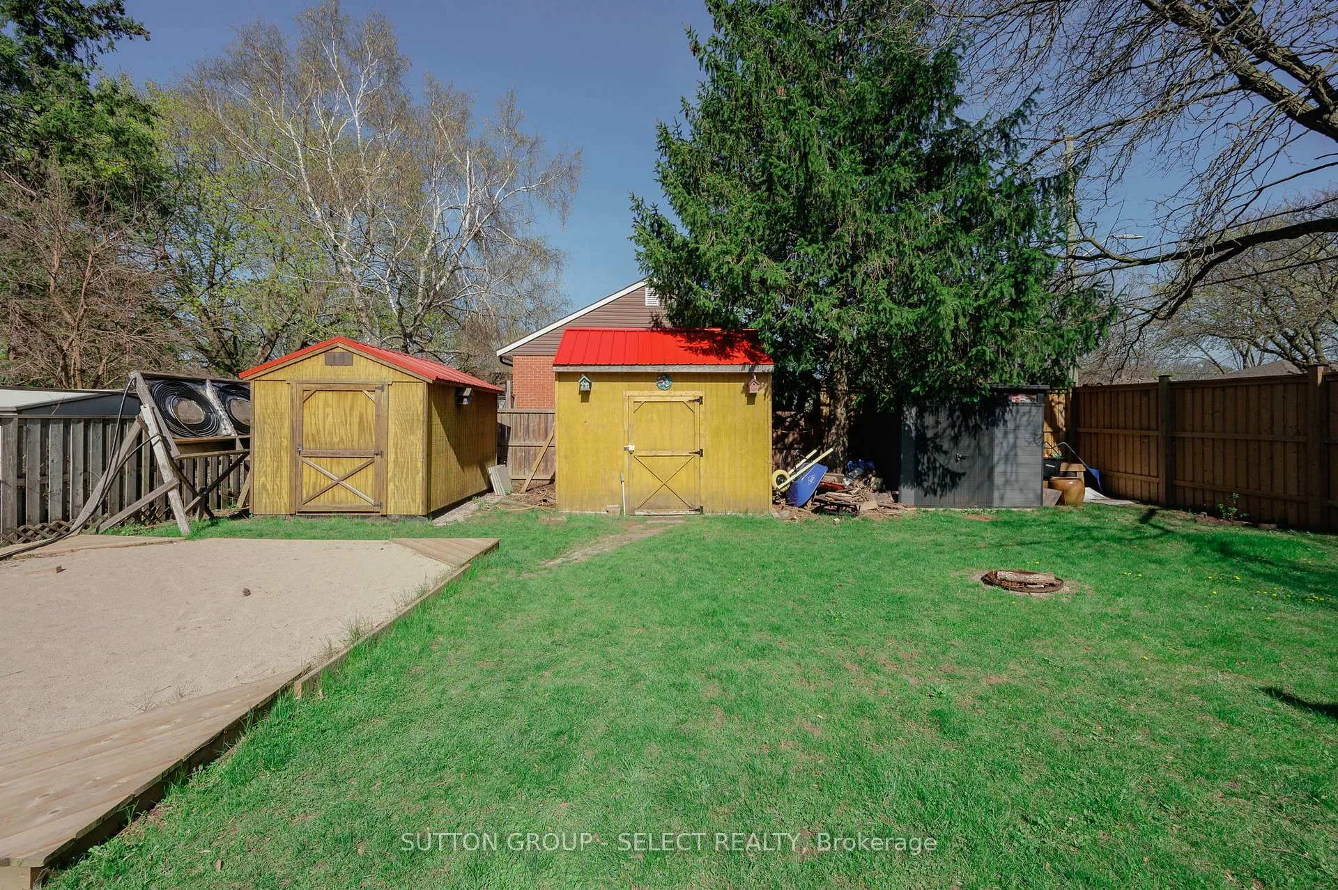 Photo 36 of 2 Thorne Avenue, London, East O — HOMEH