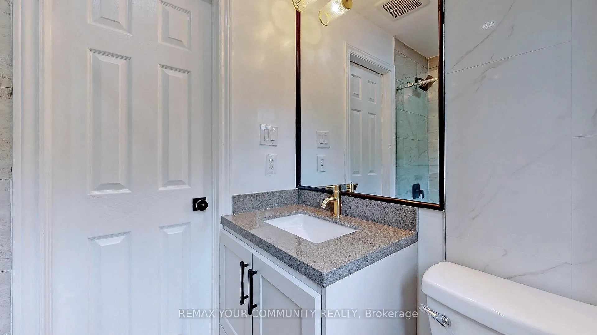 Photo 23 of 63 Falling Brook Drive, Barrie, Innis-Shore — HOMEH