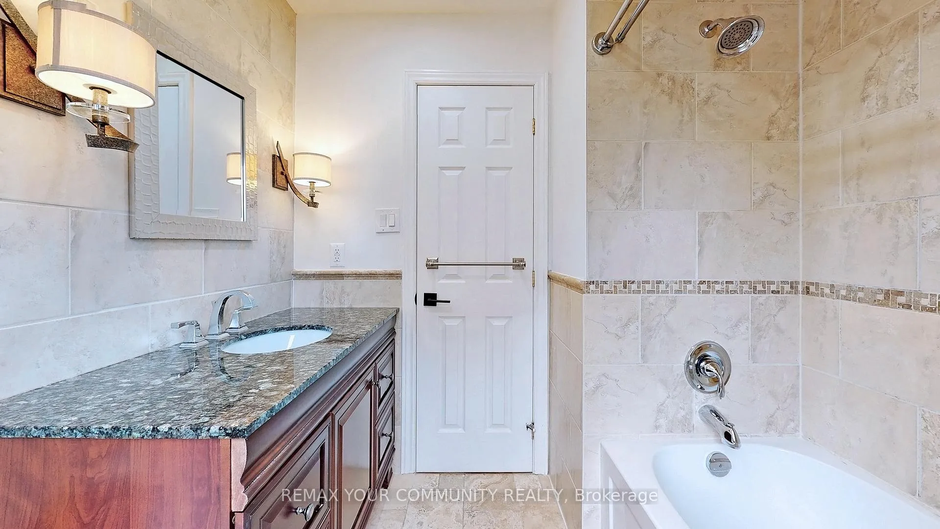 Photo 29 of 63 Falling Brook Drive, Barrie, Innis-Shore — HOMEH