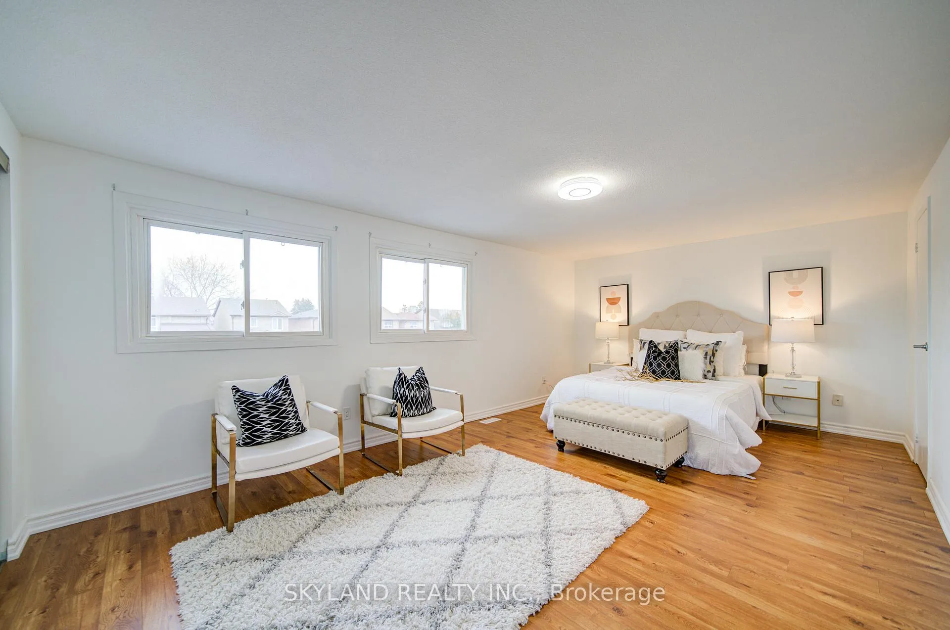 Photo 11 of 56 Upton Crescent, Markham, Milliken Mills West — HOMEH