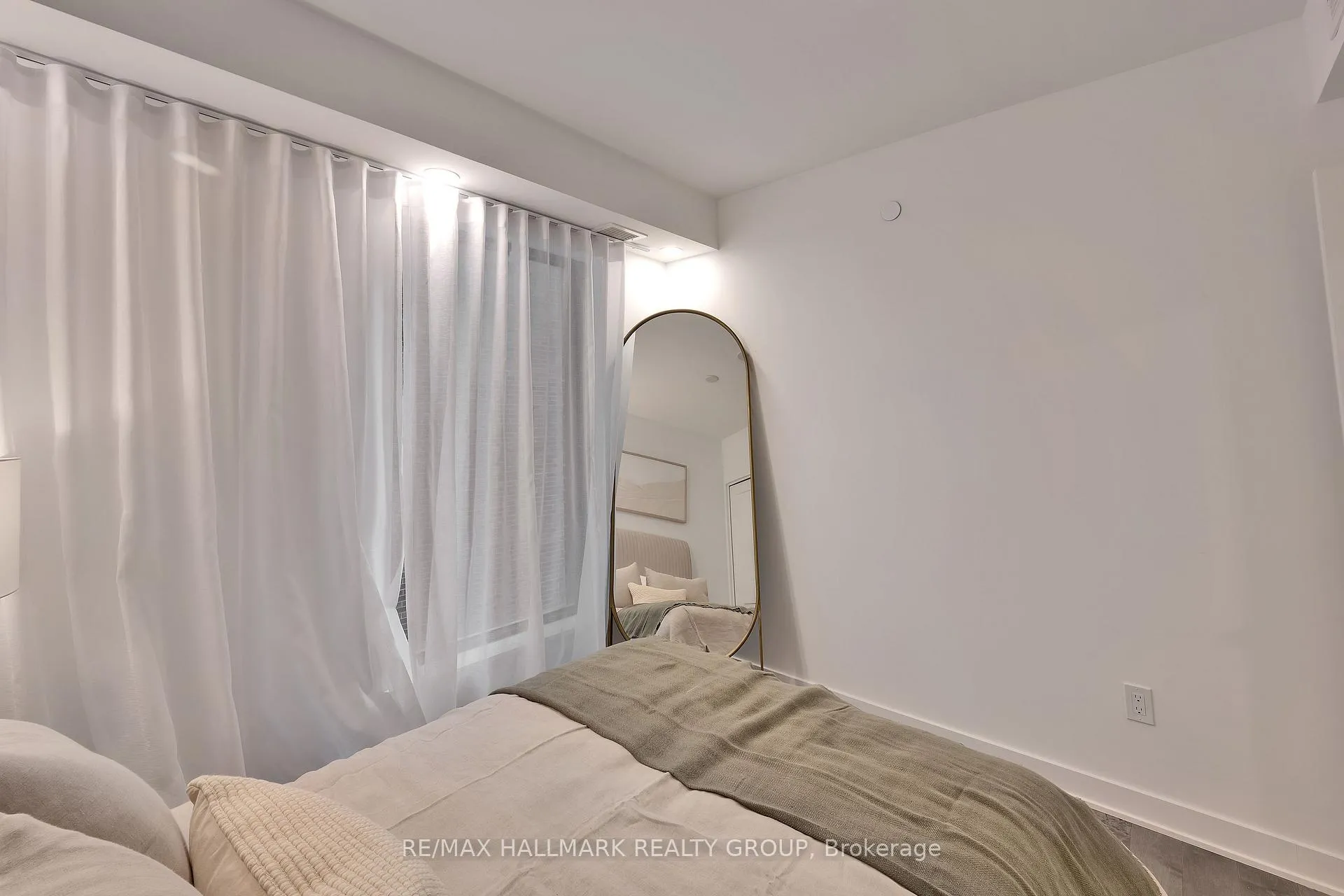 Photo 28 of Unit 801, 340 Queen Street, Ottawa, Ottawa Centre — HOMEH