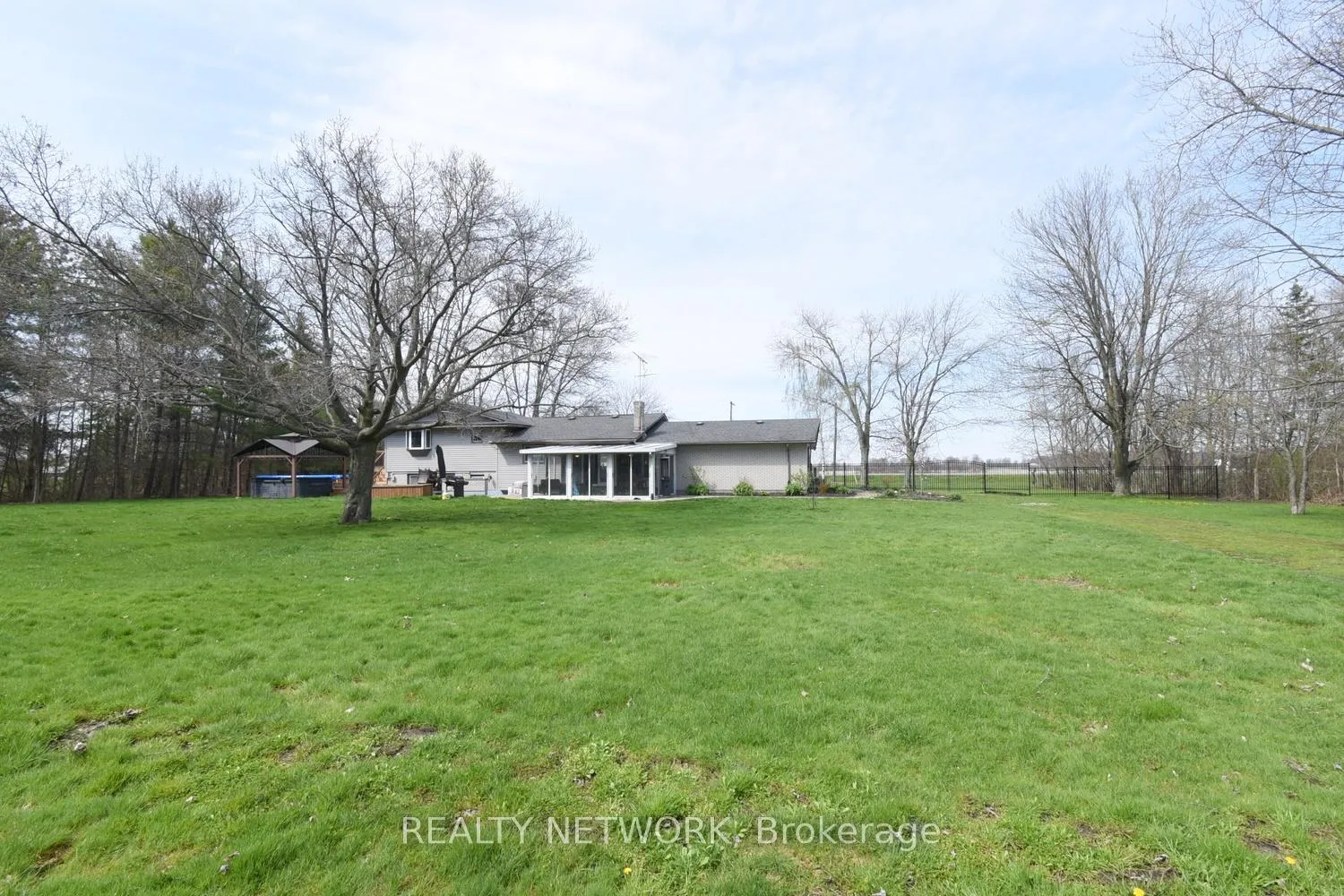 Photo 43 of 41029 Forks Road, Wainfleet, Marshville/Winger — HOMEH