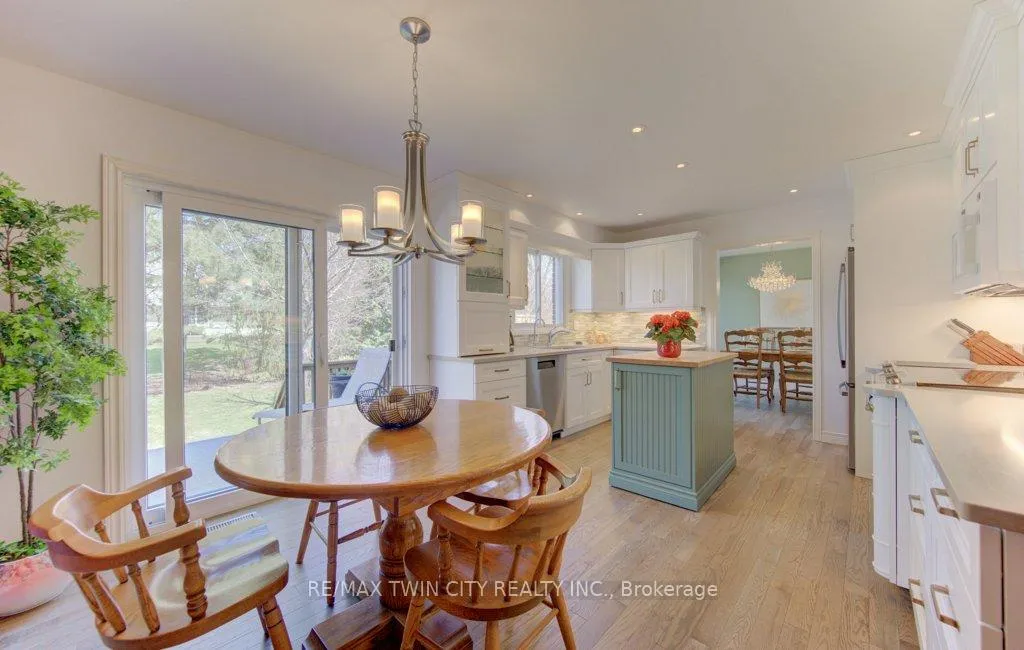 Photo 20 of 128 Dalewood Drive, Kitchener — HOMEH