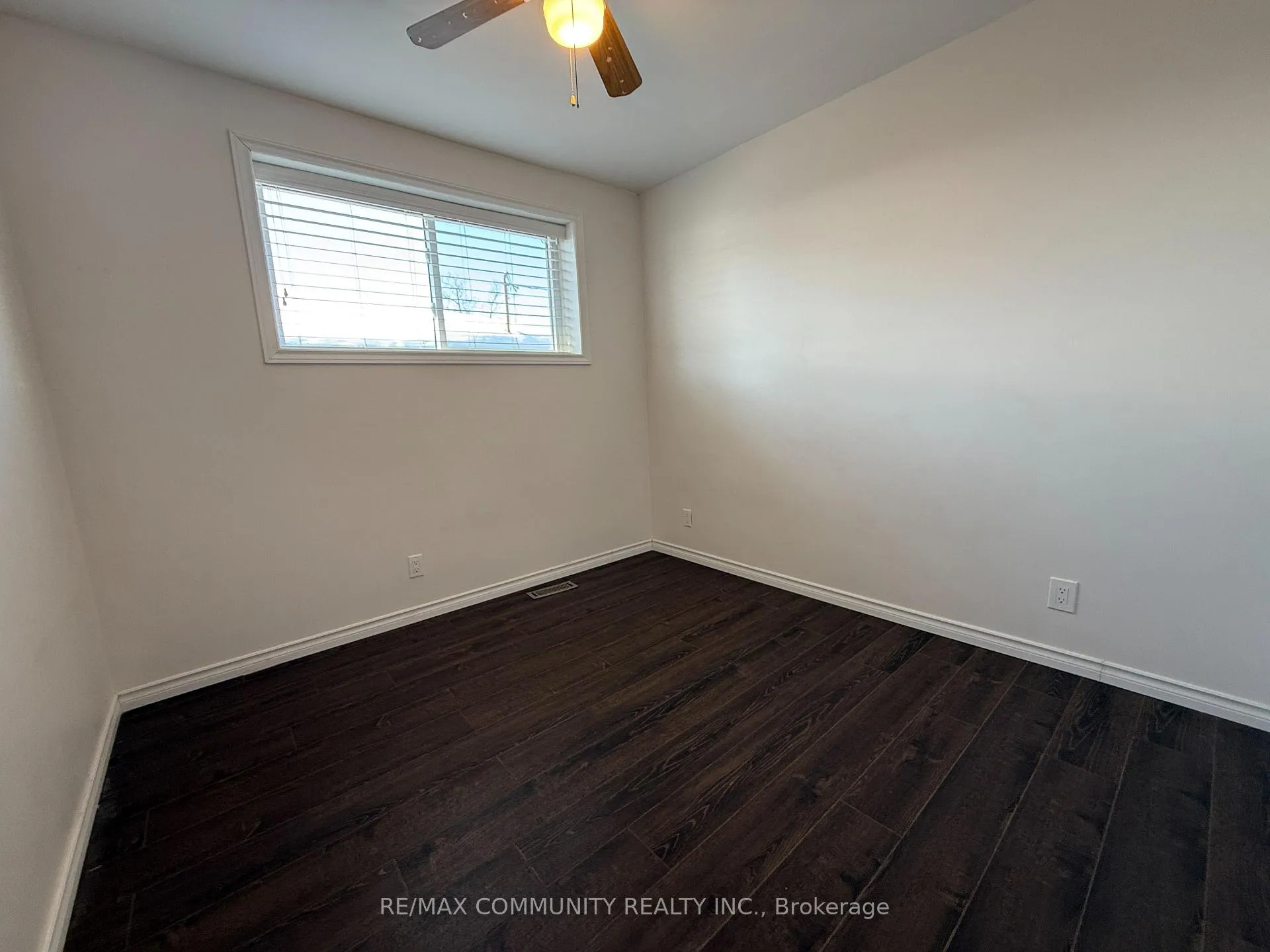 Photo 9 of Unit Main, 47 Davis Road, Aurora, Aurora Highlands — HOMEH