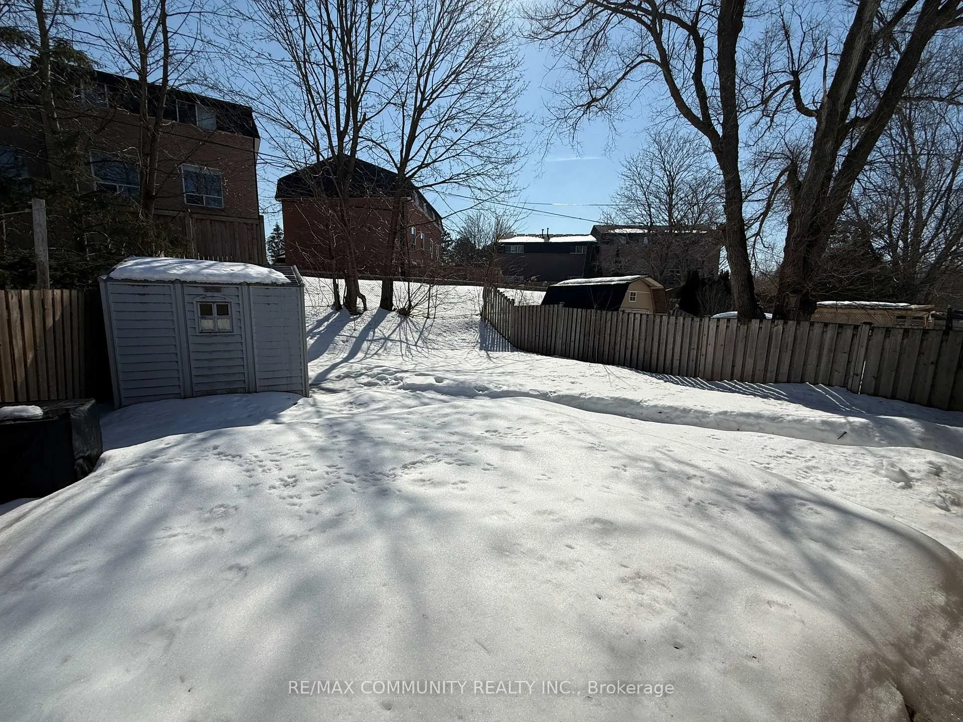 Photo 18 of Unit Main, 47 Davis Road, Aurora, Aurora Highlands — HOMEH