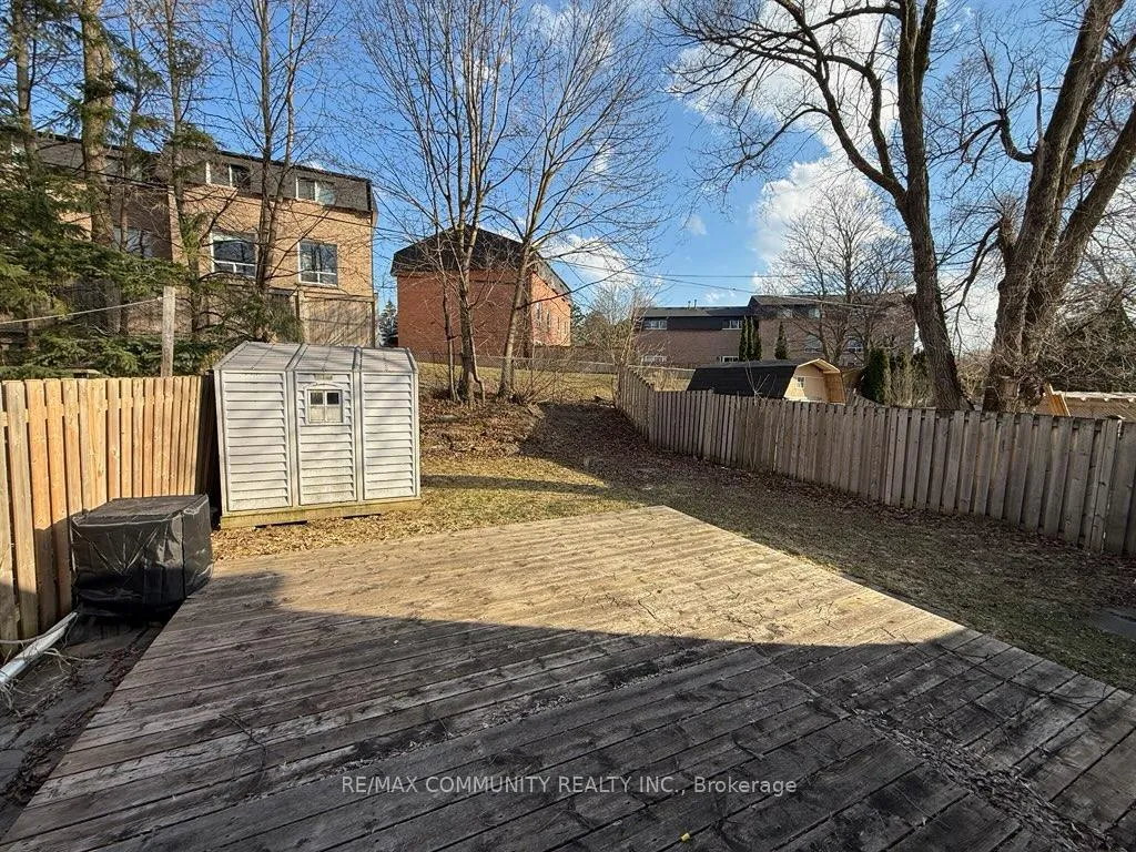 Photo 19 of Unit Main, 47 Davis Road, Aurora, Aurora Highlands — HOMEH