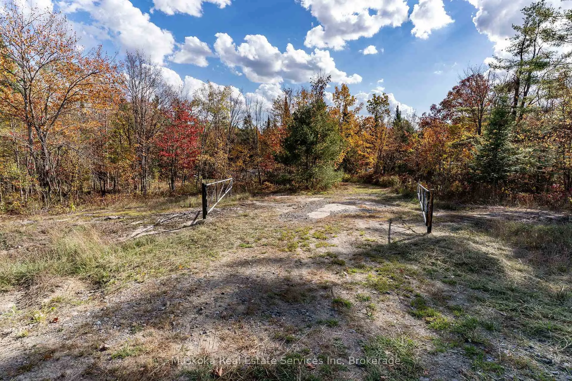 Photo of 1088 Merkley Road