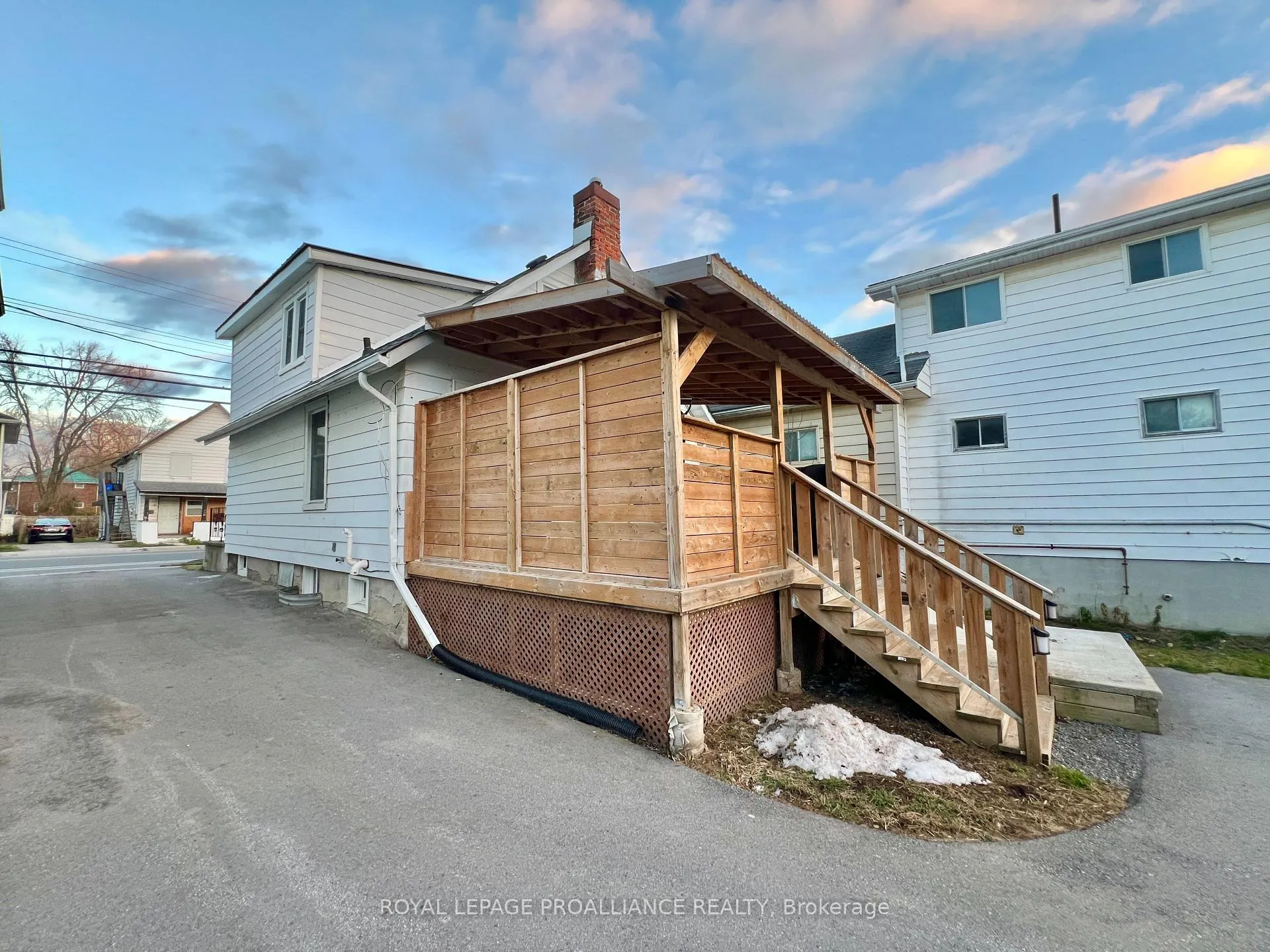 Photo 16 of 248 Dufferin Avenue, Quinte West, Trenton Ward — HOMEH