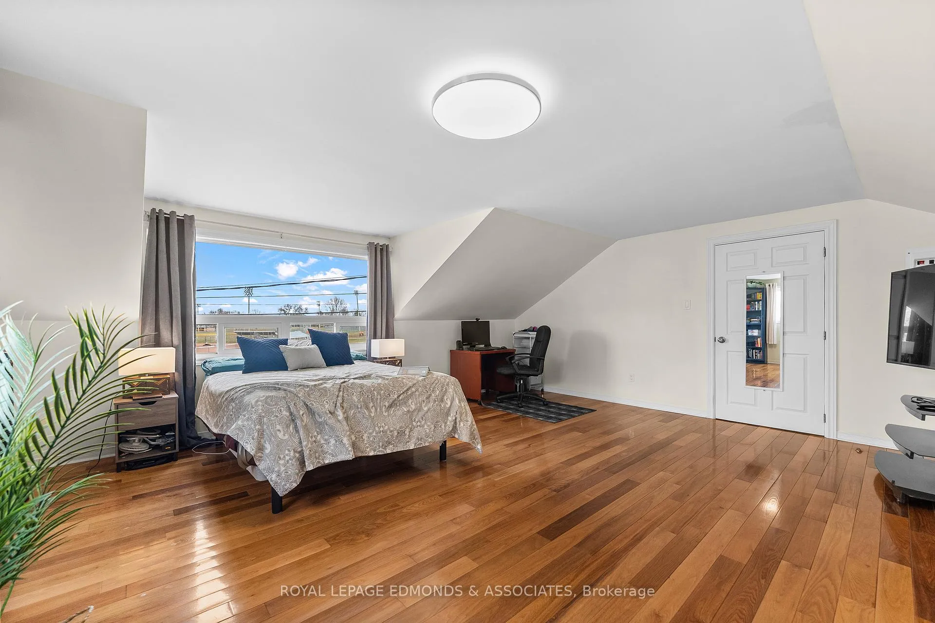 Photo 26 of 184 Riverside Drive, Pembroke — HOMEH